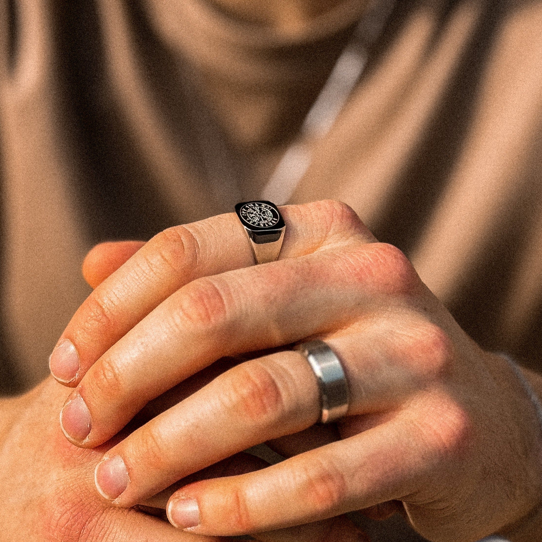 The Northguard Set - Sølvtonet