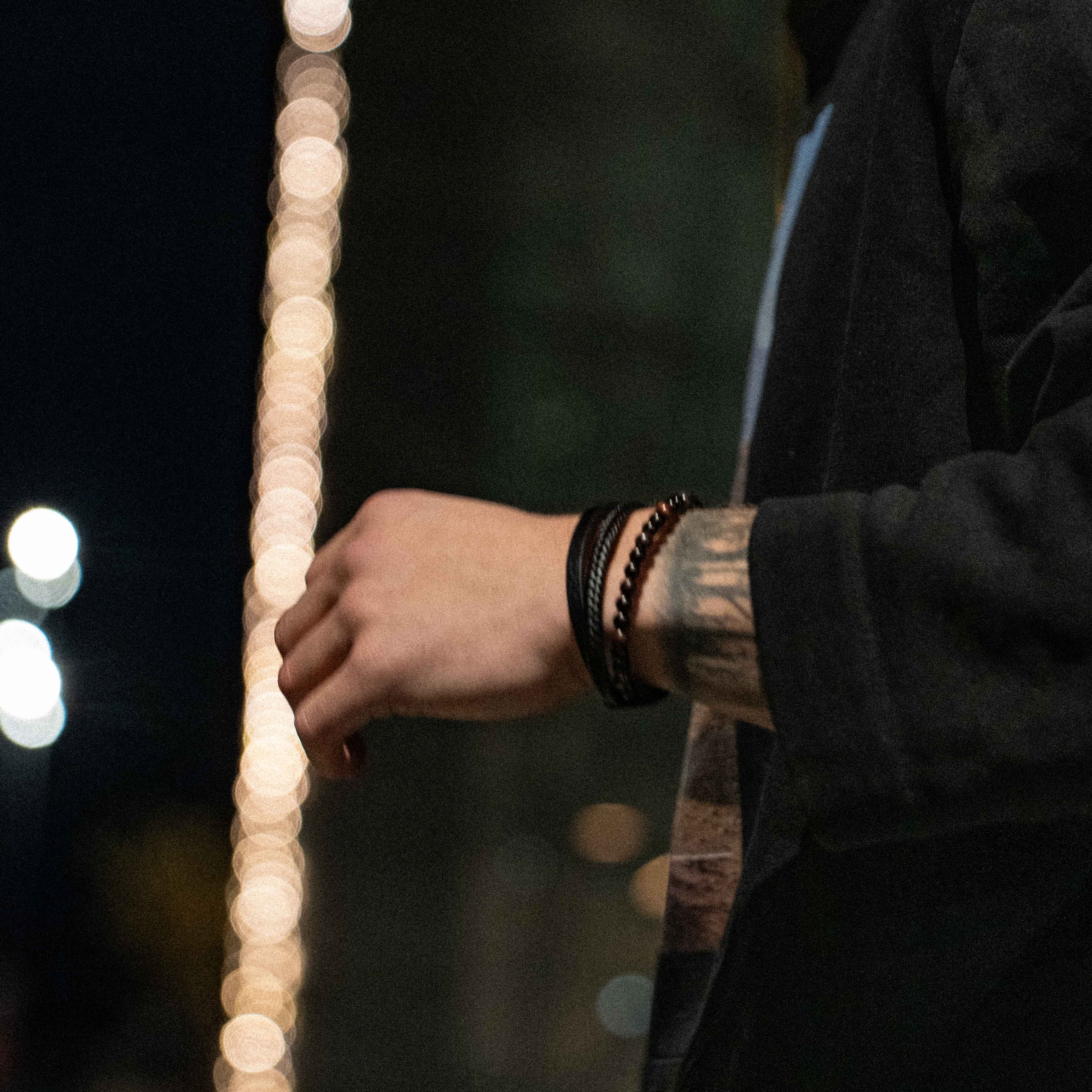 Jorgmundr Læder og Perle Armbånd