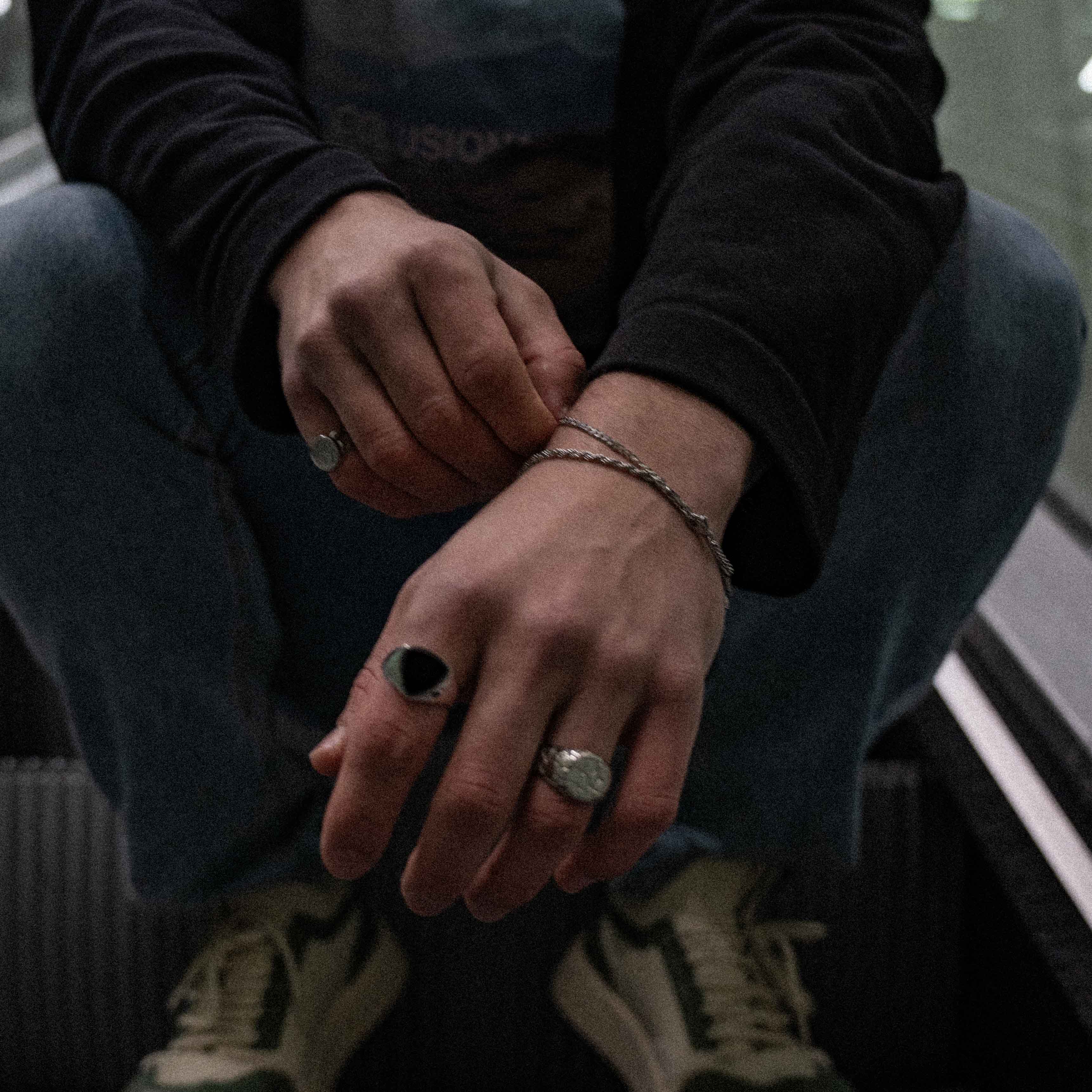 Black Onyx Polygon Signature - Sølvtonet ring