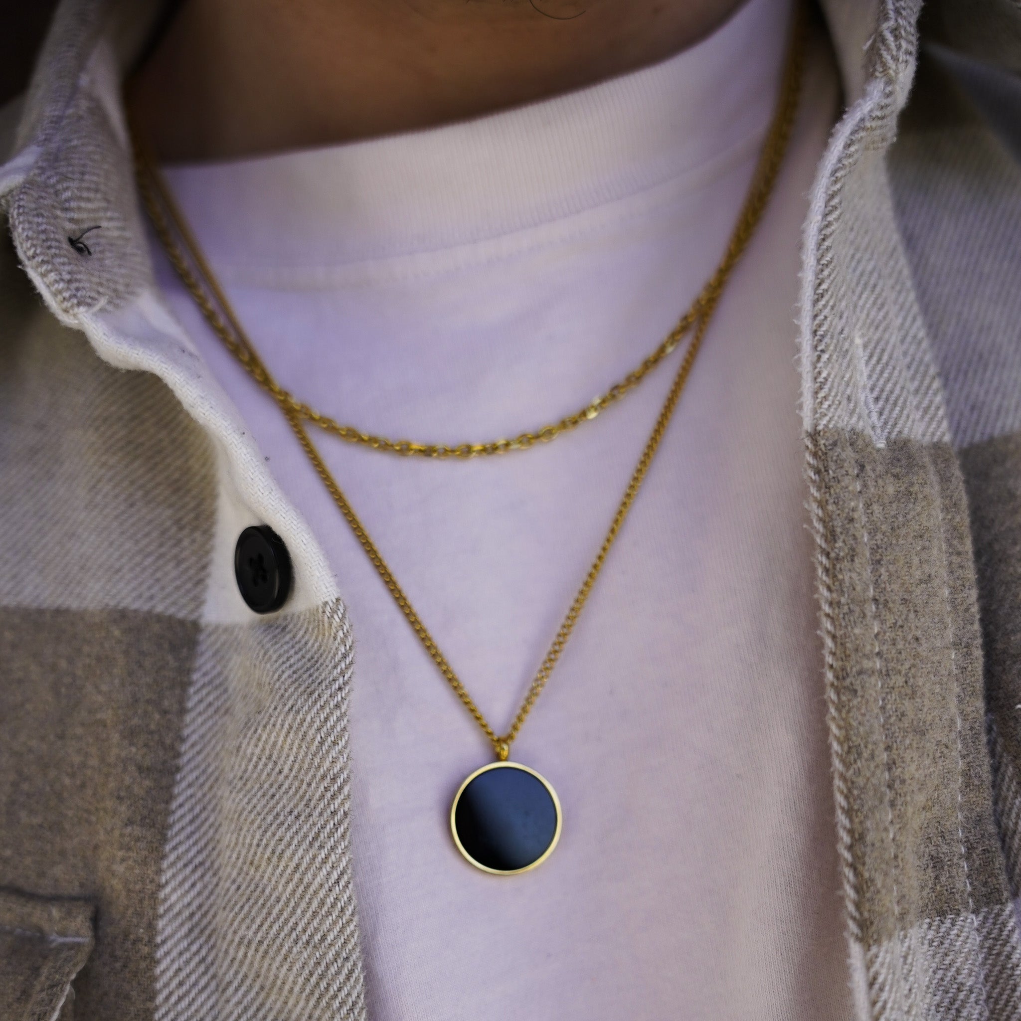 Black Onyx halskæde - Guldtonet