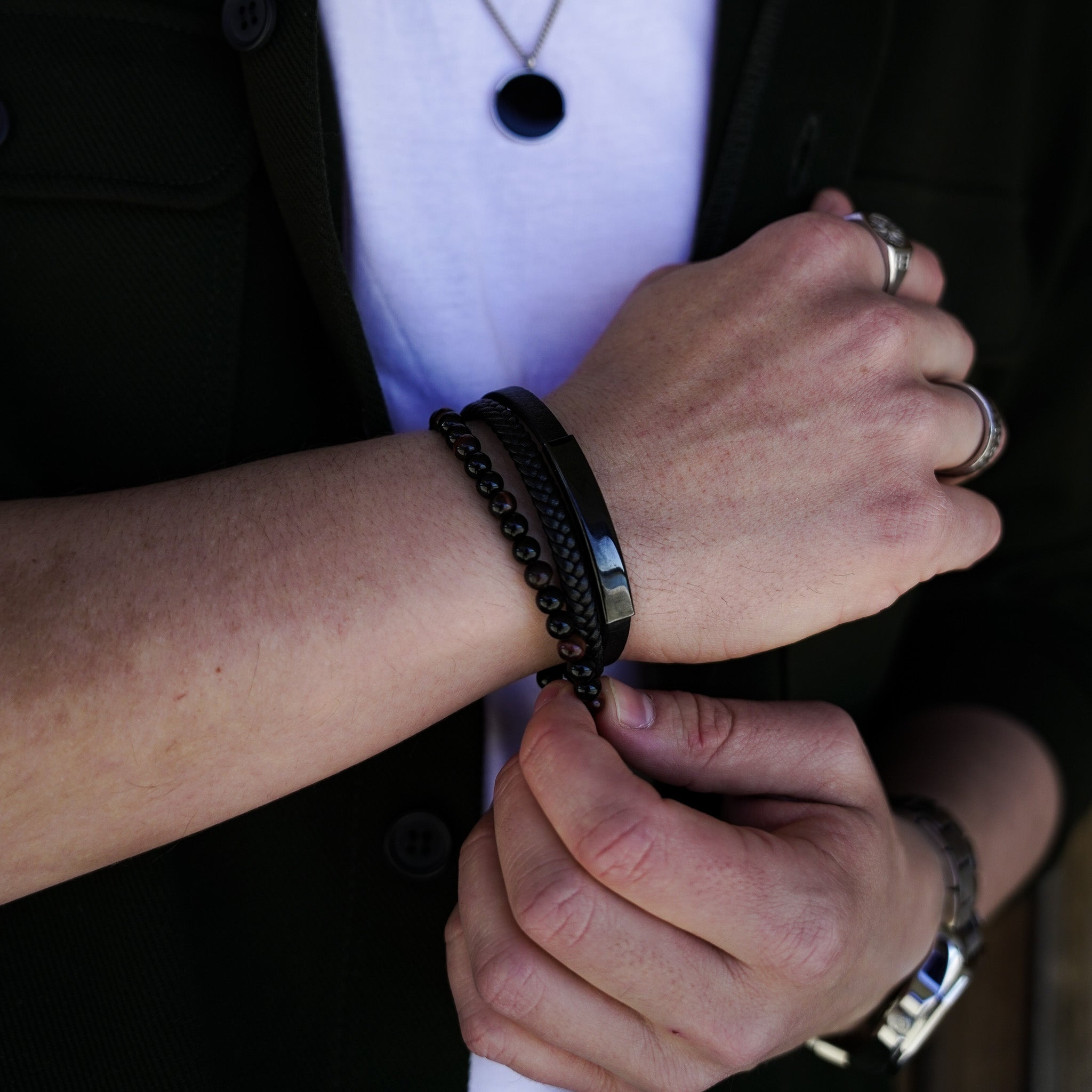 Jorgmundr Læder og Perle Armbånd