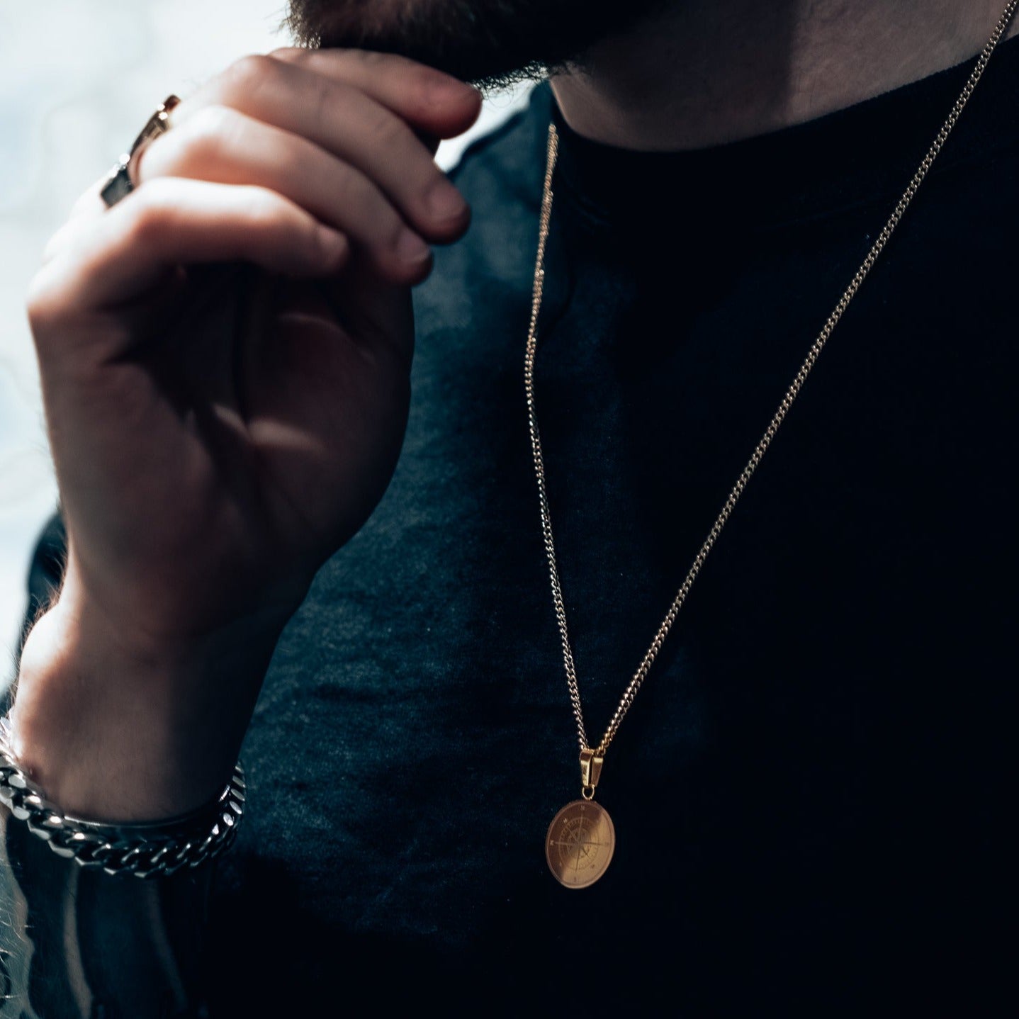 Compass halskæde - Guldtonet