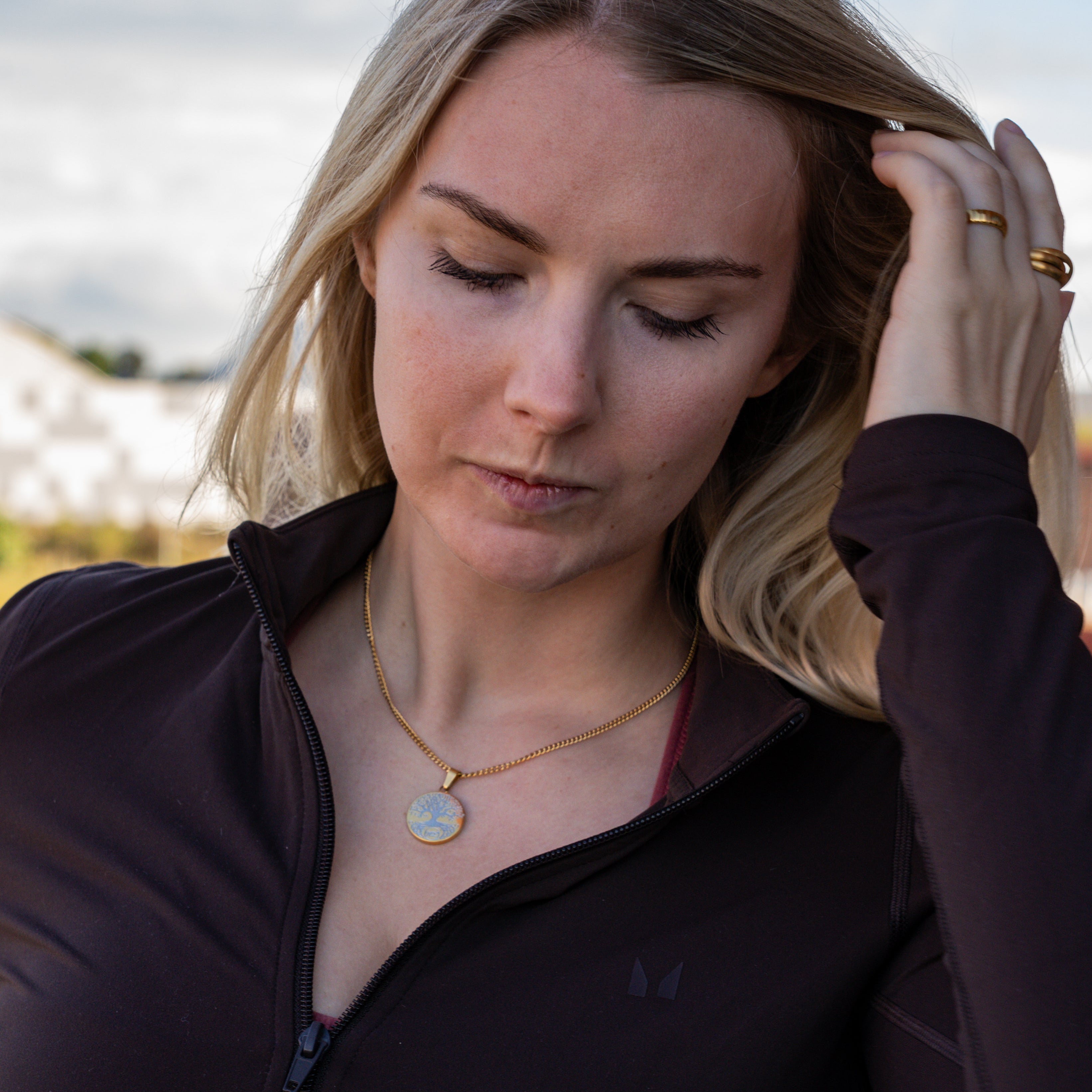 Yggdrasil halskæde, Guldbelagt