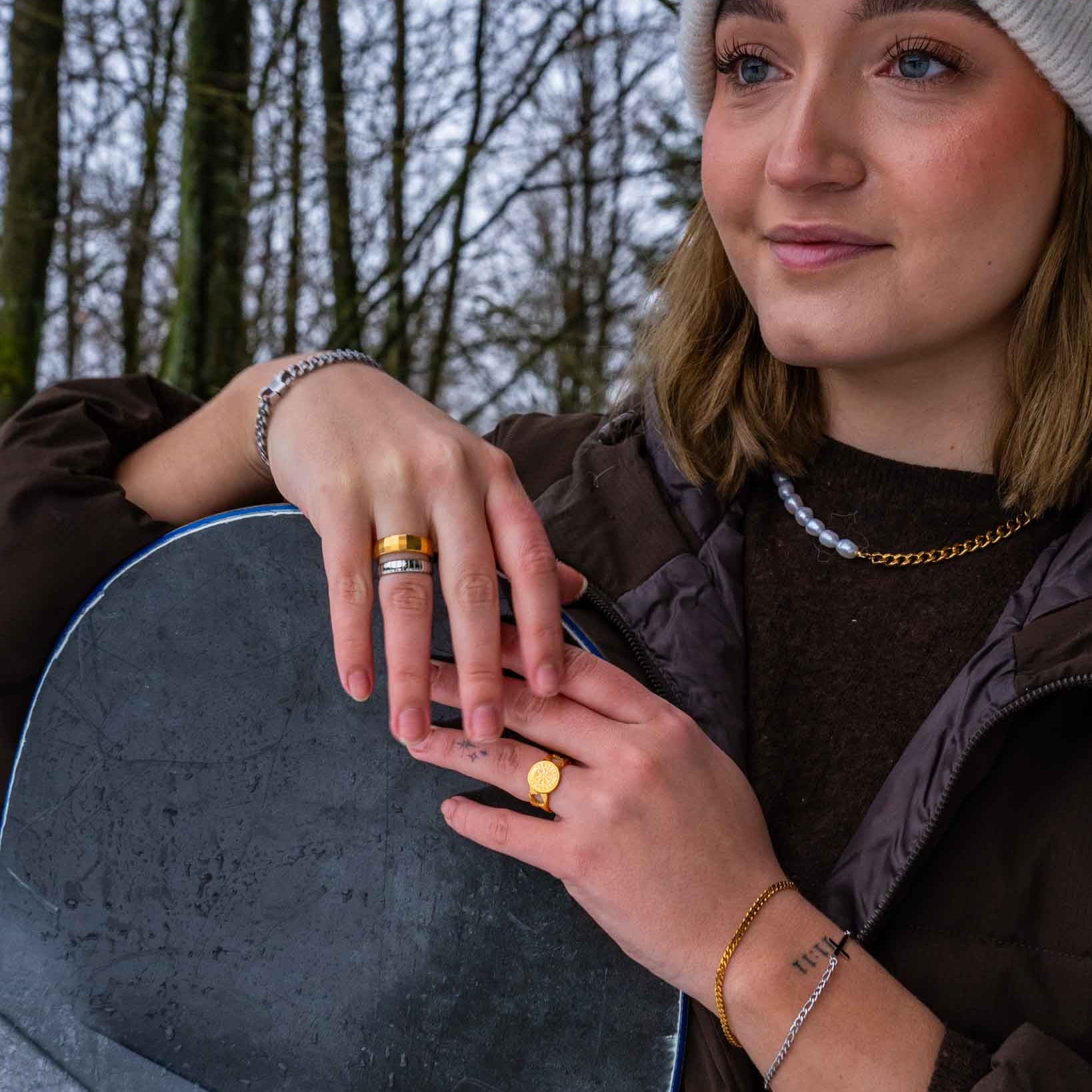 Siempre Cushion band, Guldtbelagt ring