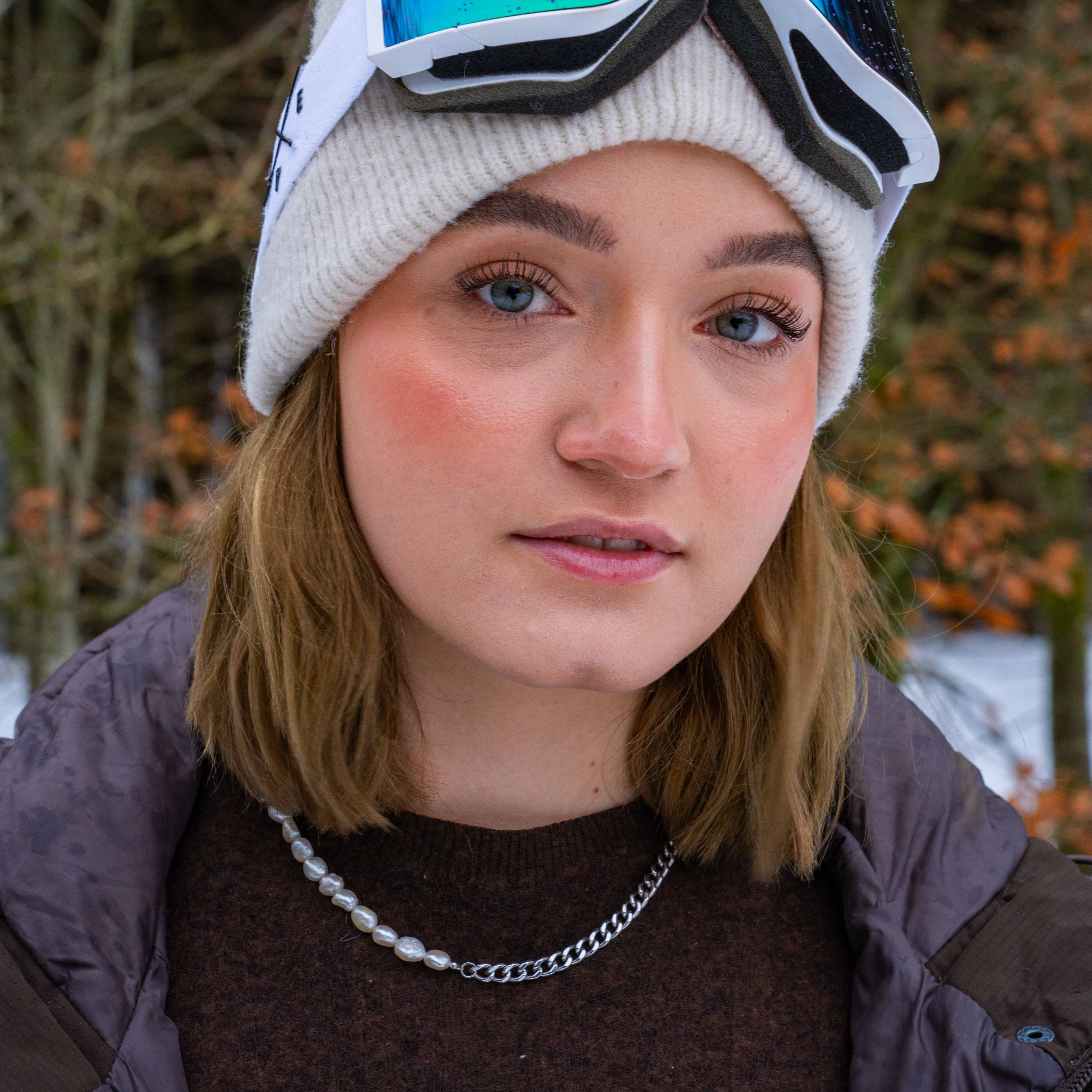 Kattegat Perle halskæde, Sølvtonet