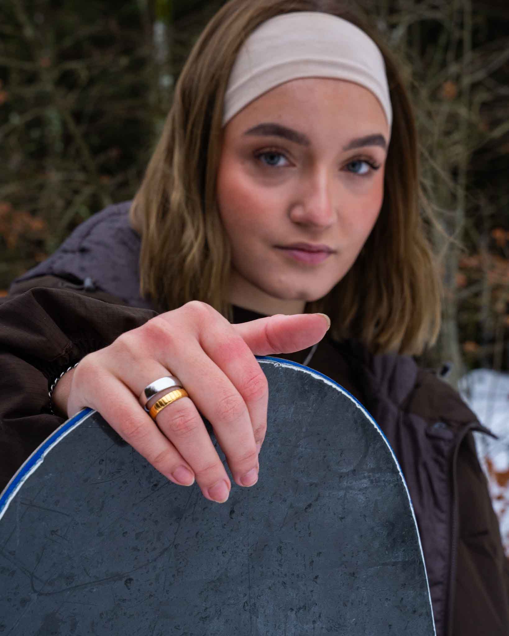 Siempre Cut band, Guldbelagt ring