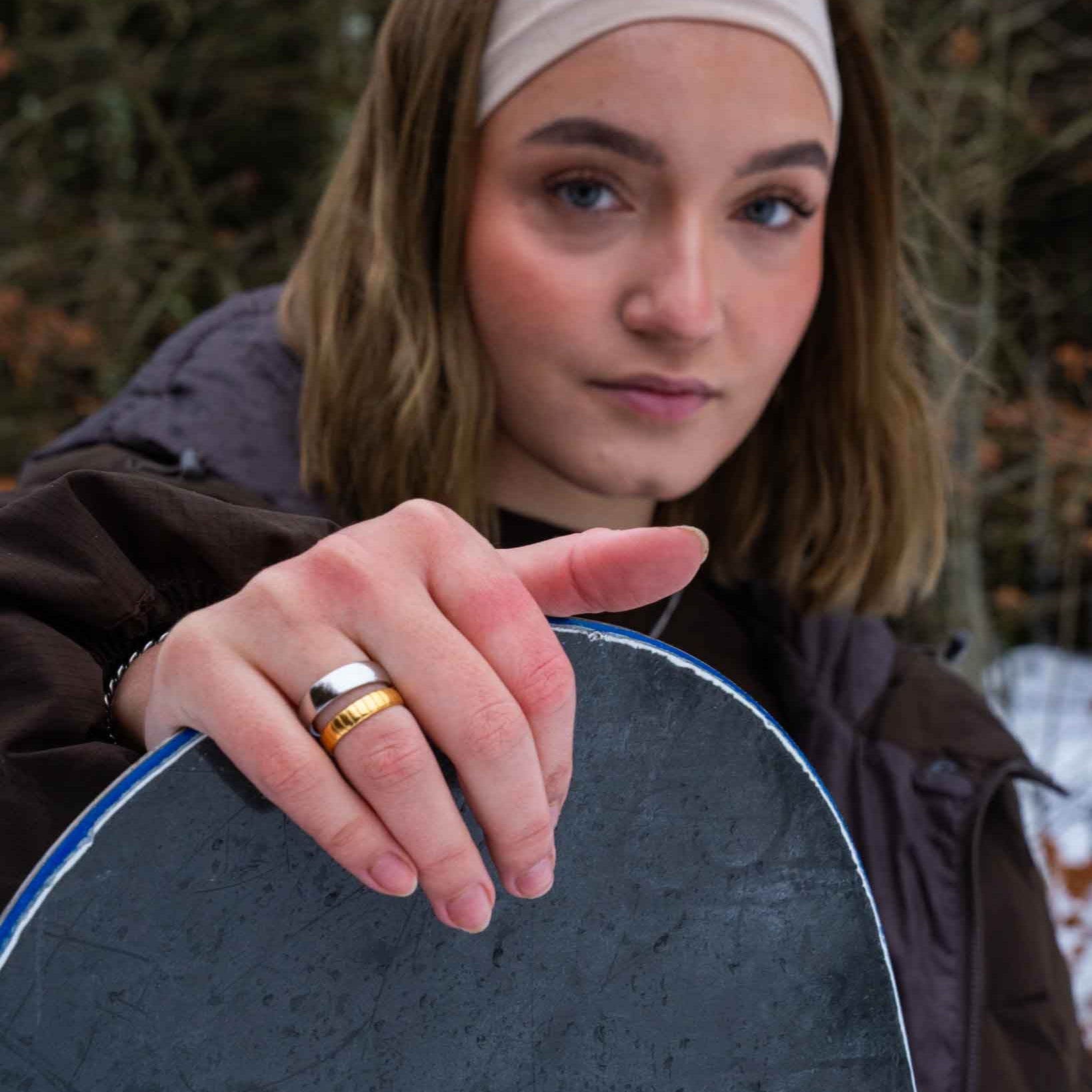 Siempre Cut band, Guldbelagt ring