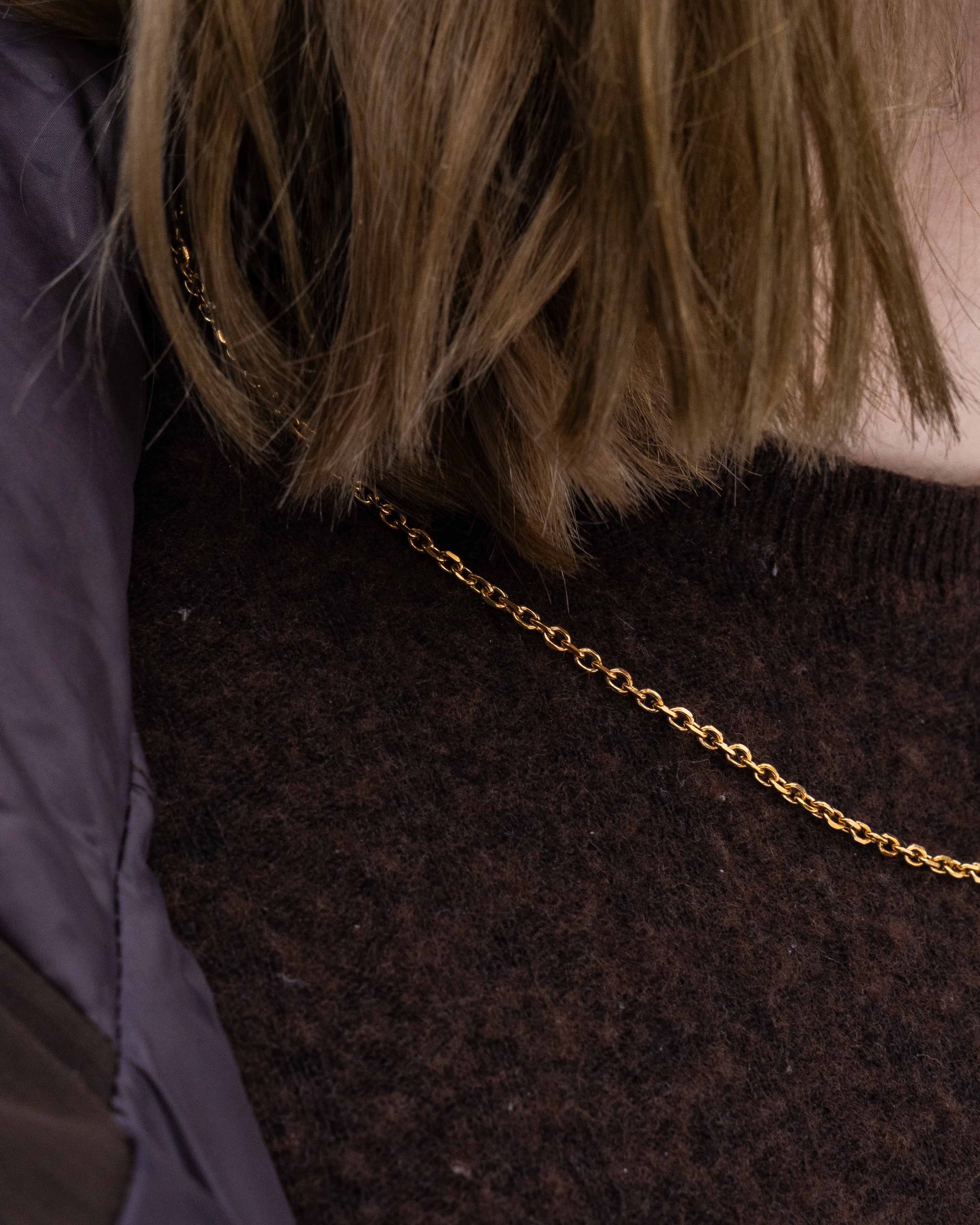 Cable halskæde, Guldtonet