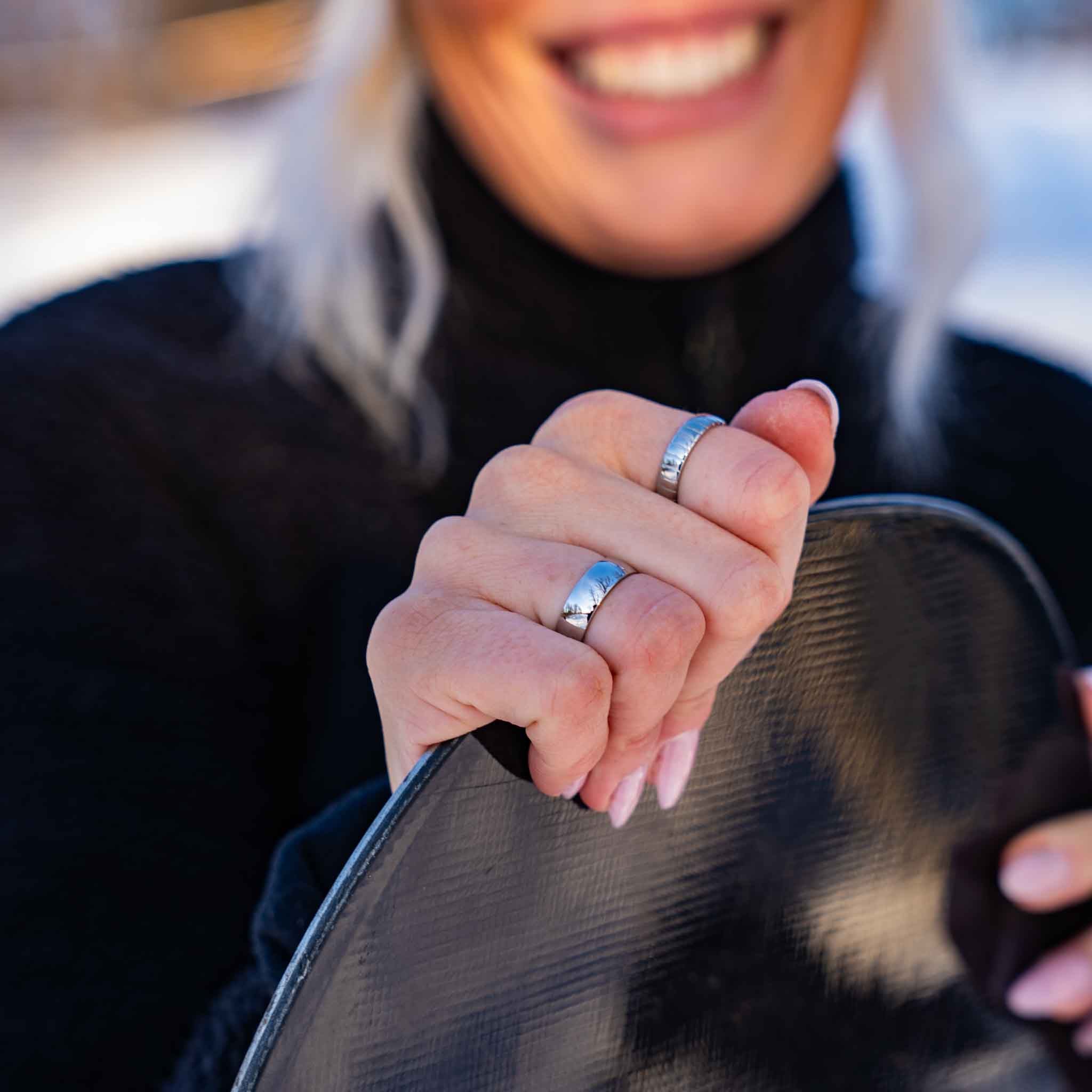 Siempre Cut band, Sølvtonet ring