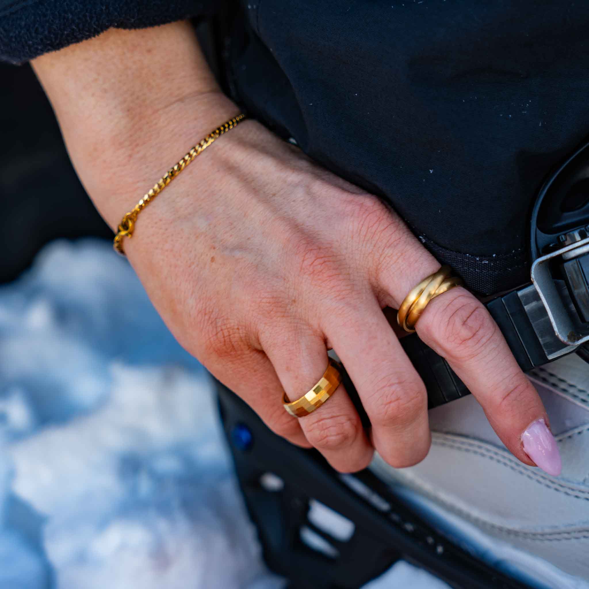 Minimal Sequence armbånd, Guldbelagt