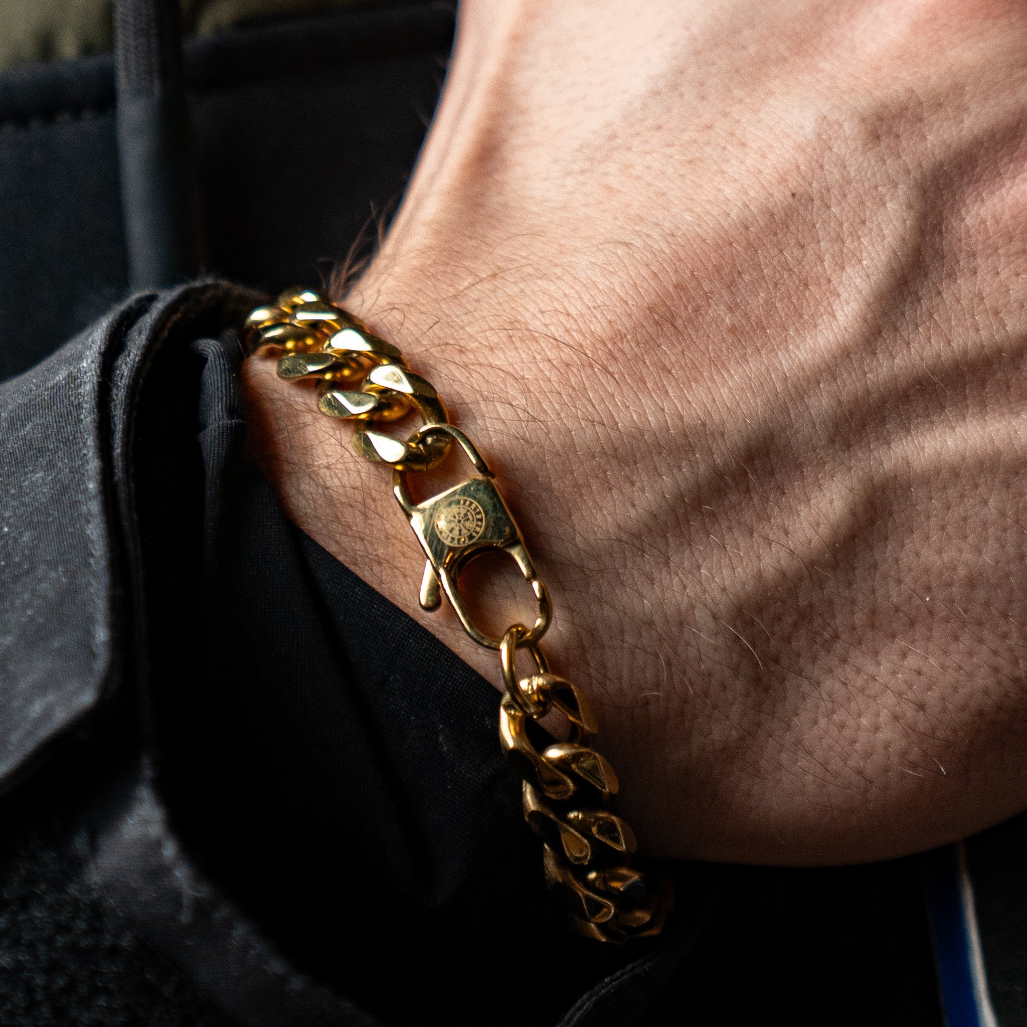 Sequence Oversize armbånd - Guldtonet