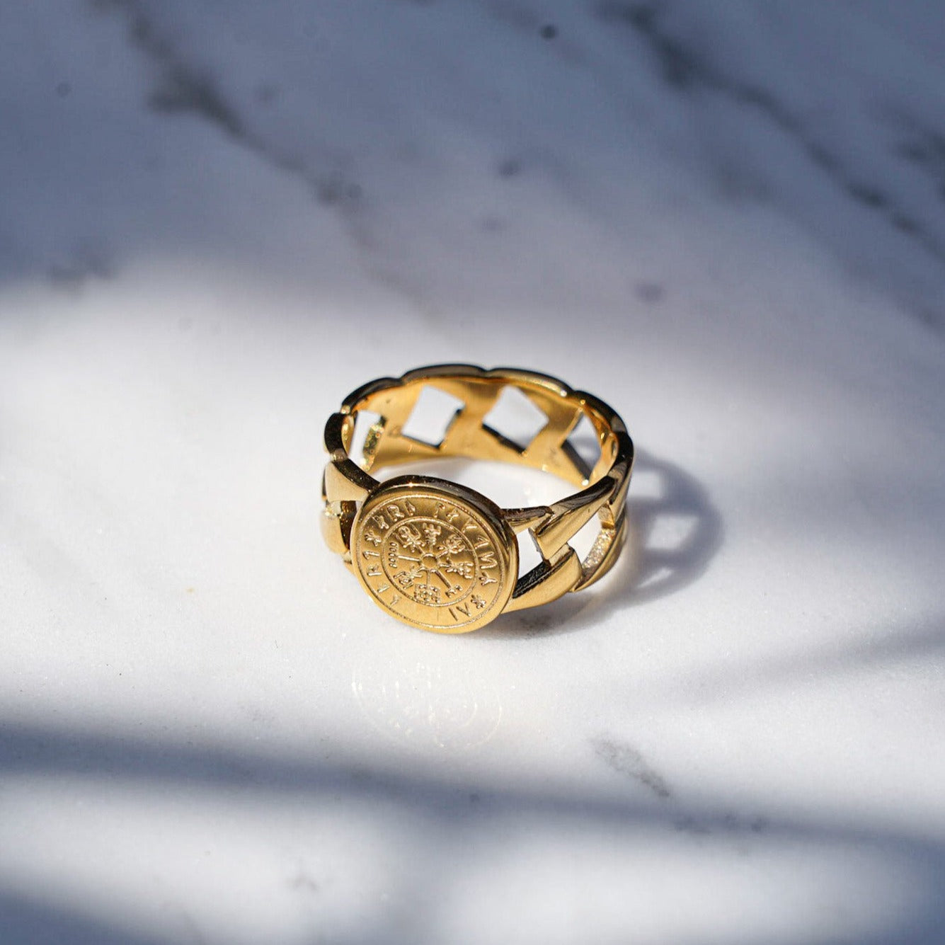 Vegvisir Chain Signature - Guldbelagt ring
