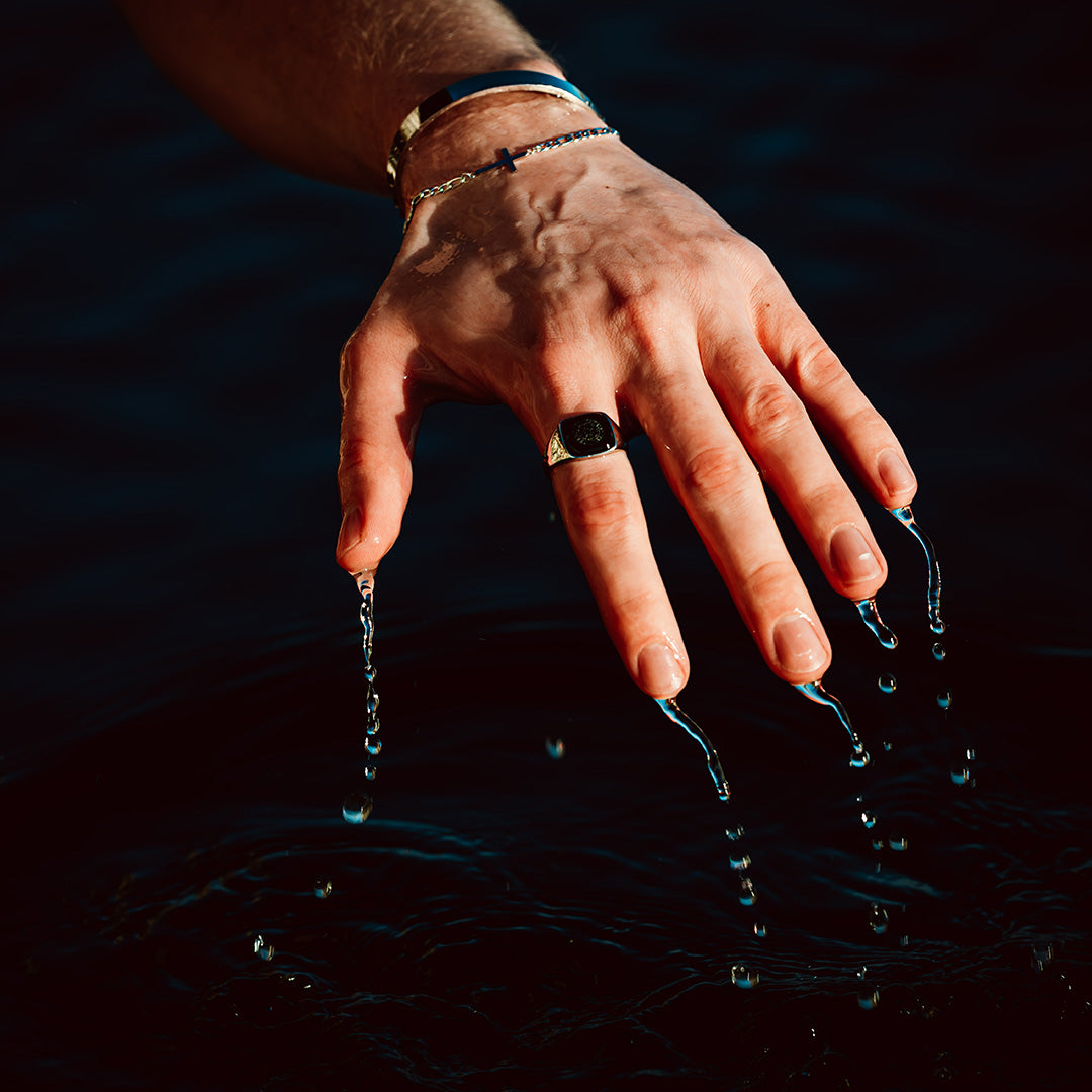 Black Onyx Vegvisir Signature - Sølvtonet ring