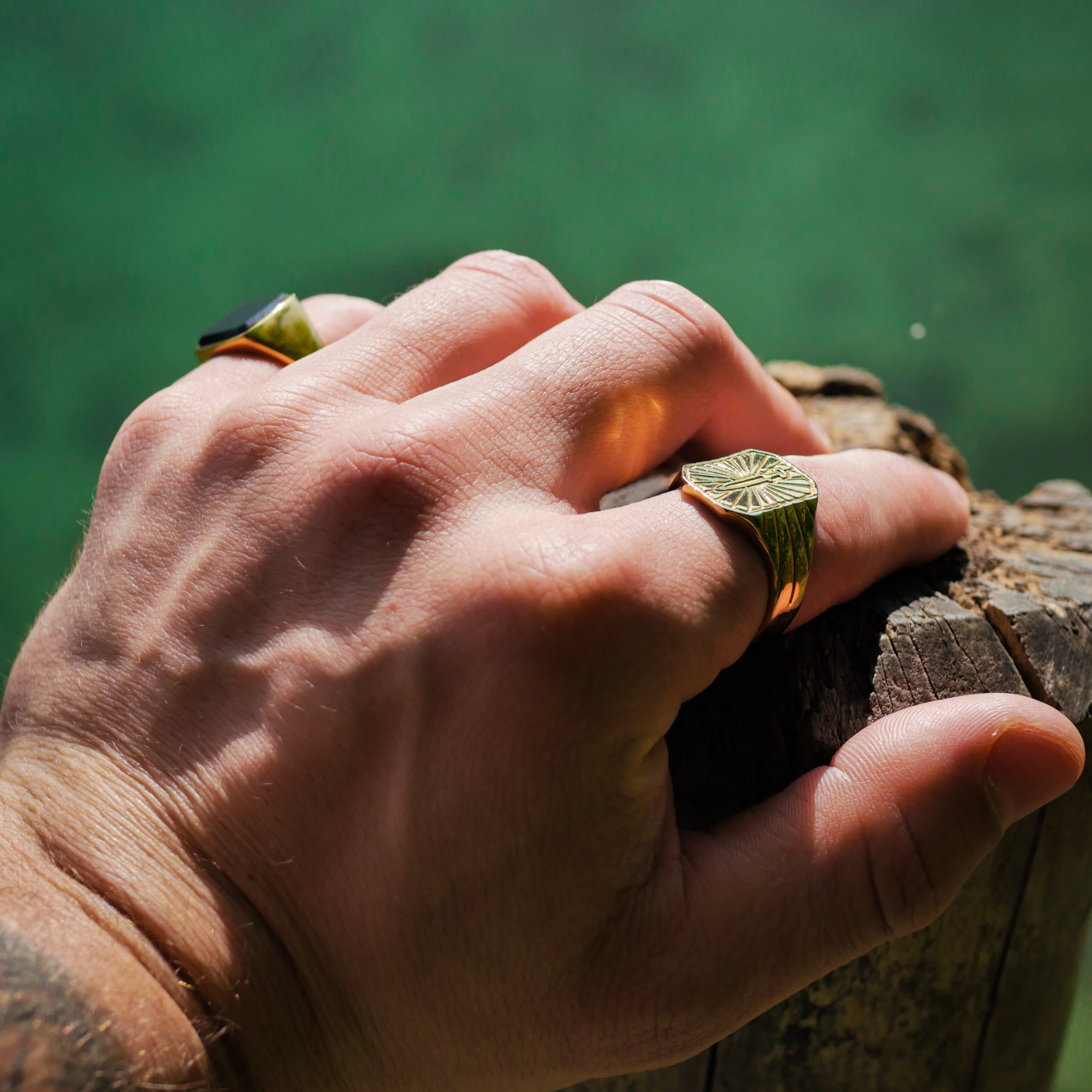 Gungnir Signature - Guldtonet ring