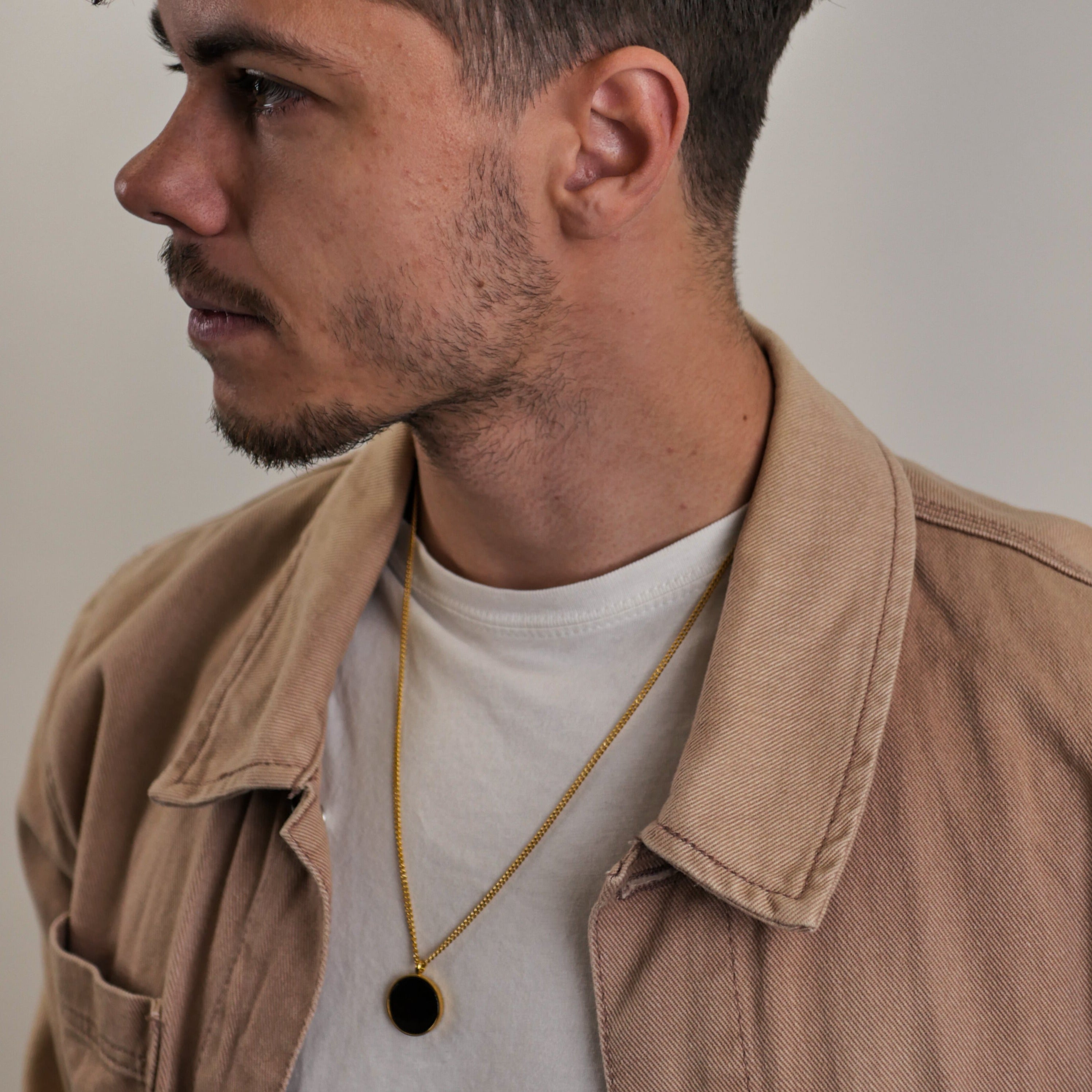 Black Onyx halskæde - Guldtonet