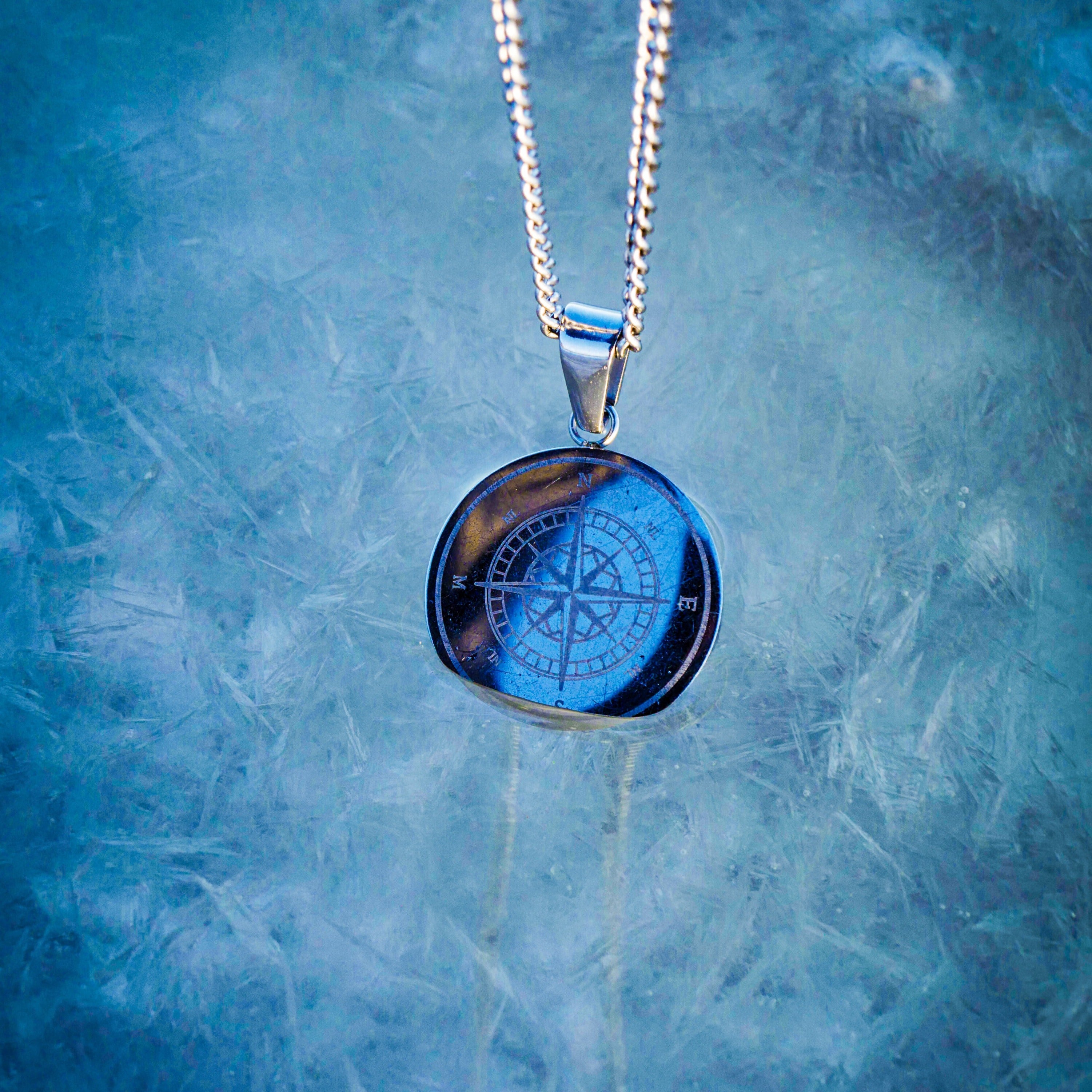 Compass halskæde - Sølvtonet