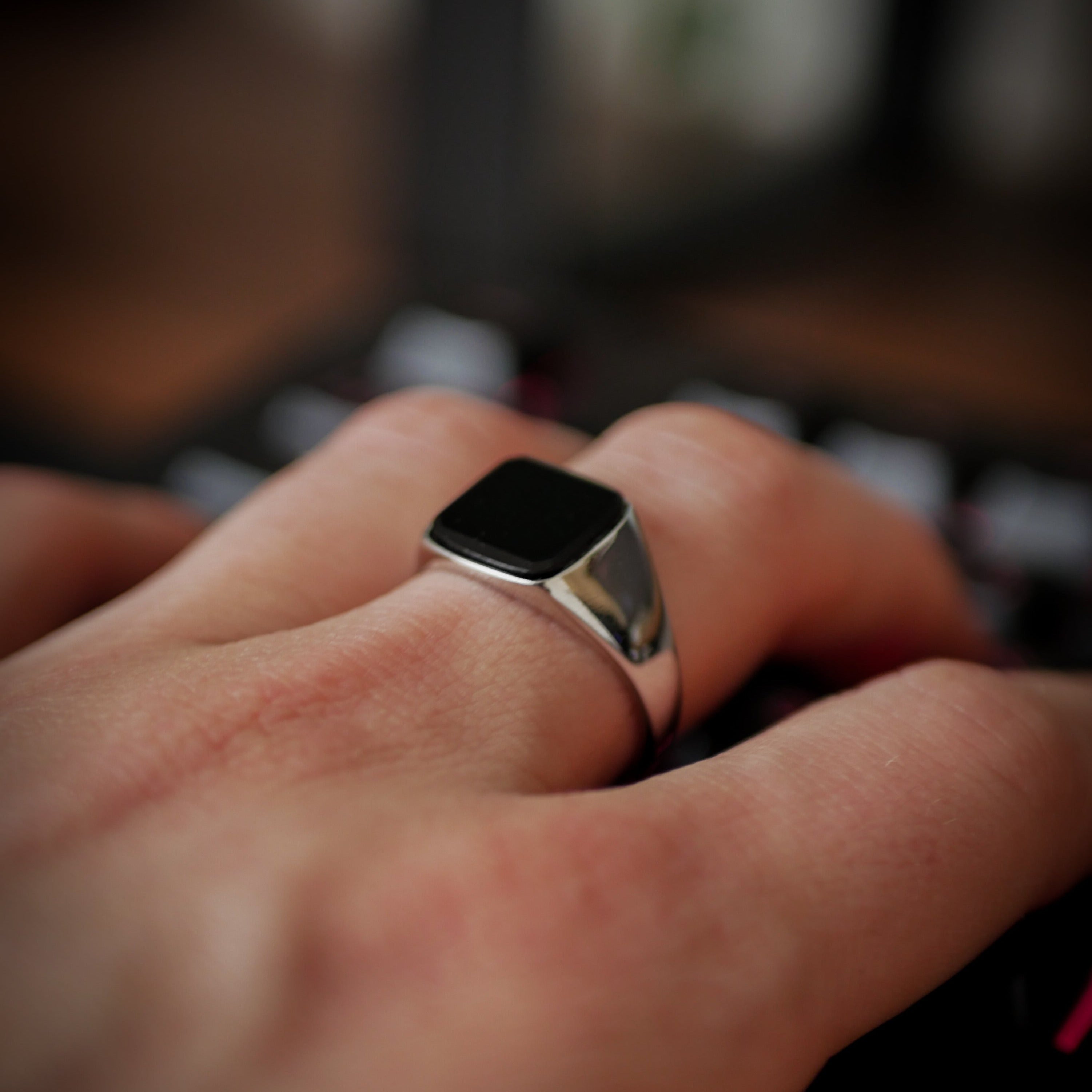 Black Onyx Signature - Sølvtonet ring