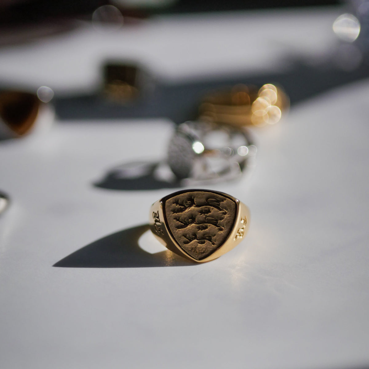 PANTHERA POLYGON RING (GULD)
