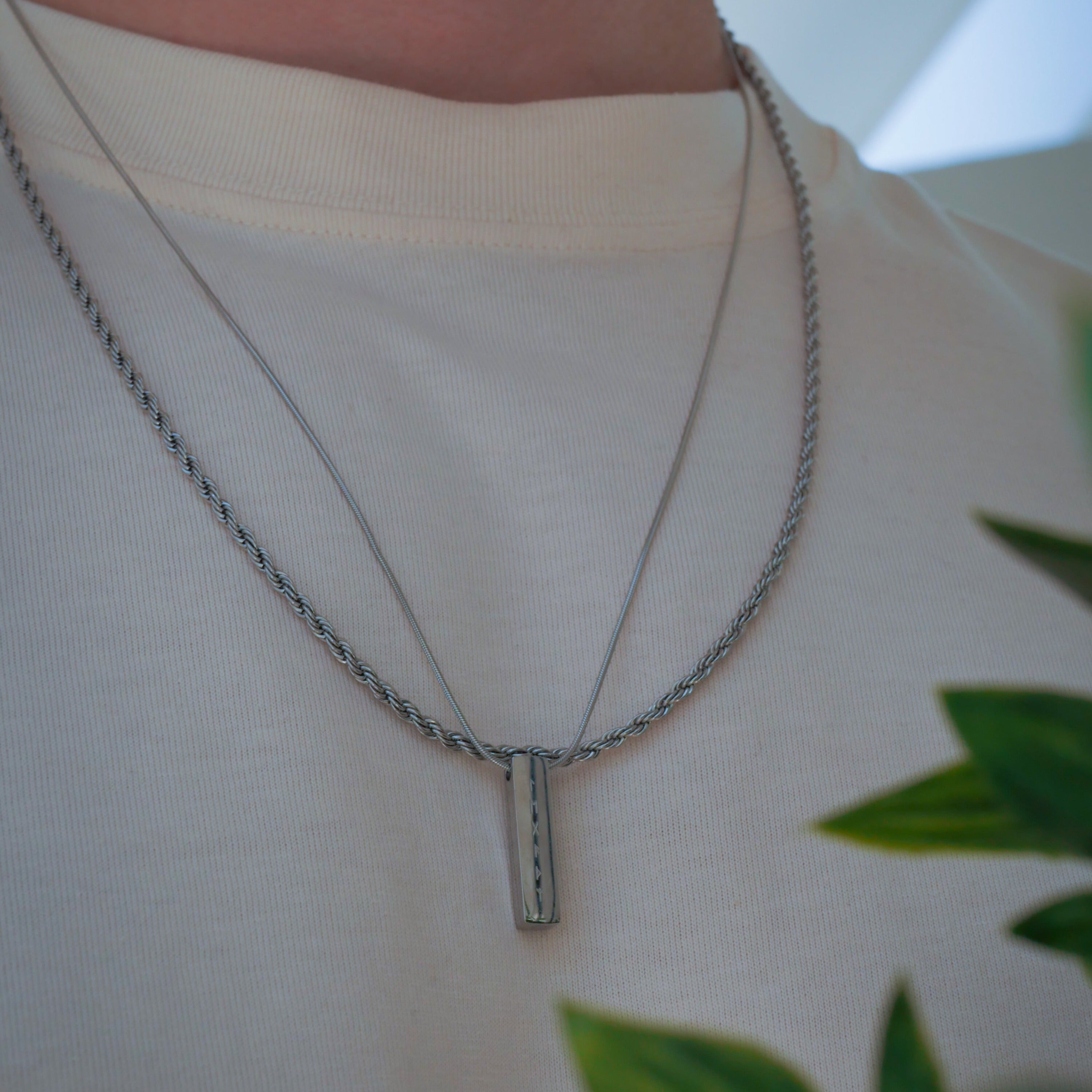 Runestone Halskæde - Sølvtonet