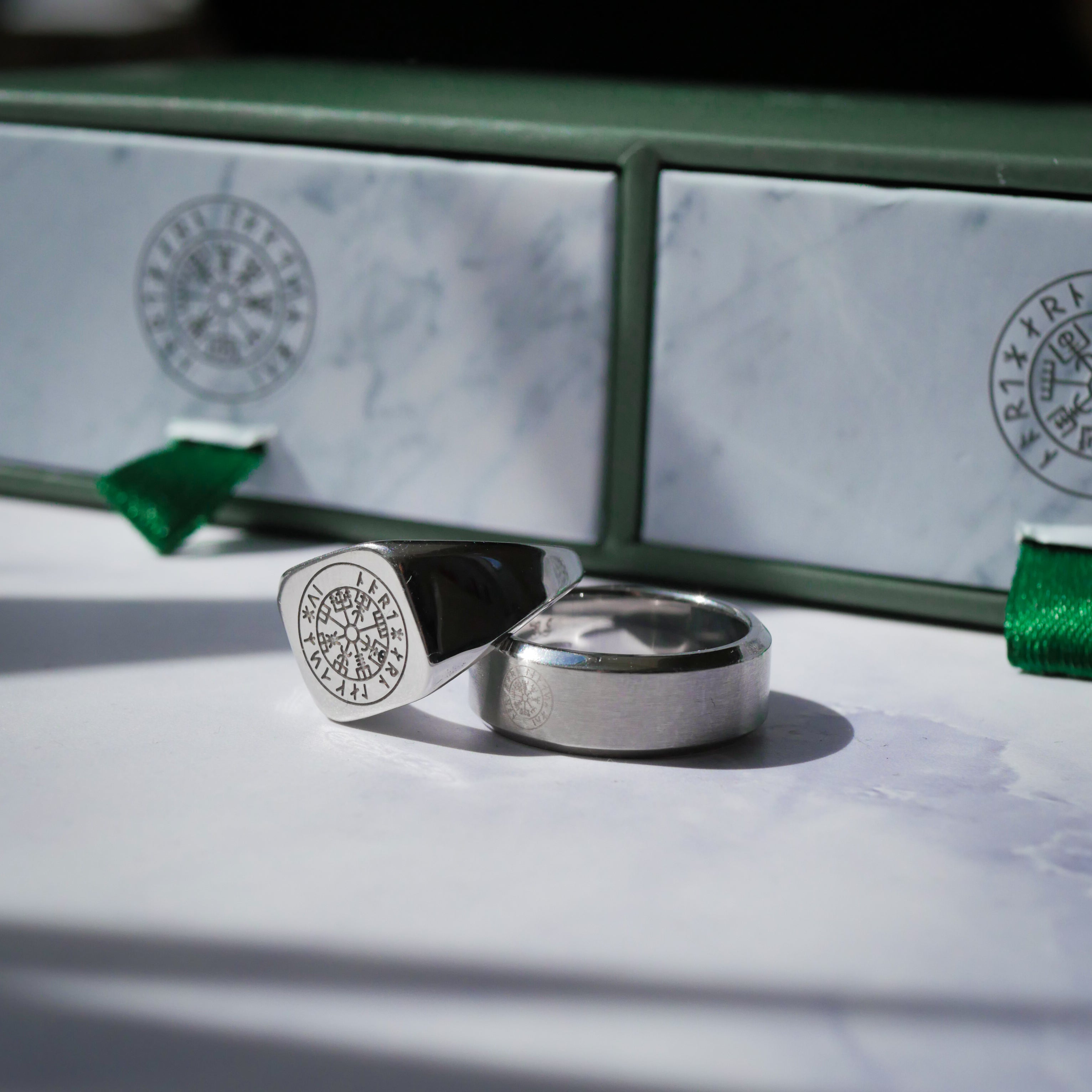 The Northguard Set - Sølvtonet