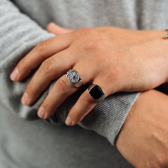 Black Onyx Signature - Sølvtonet ring