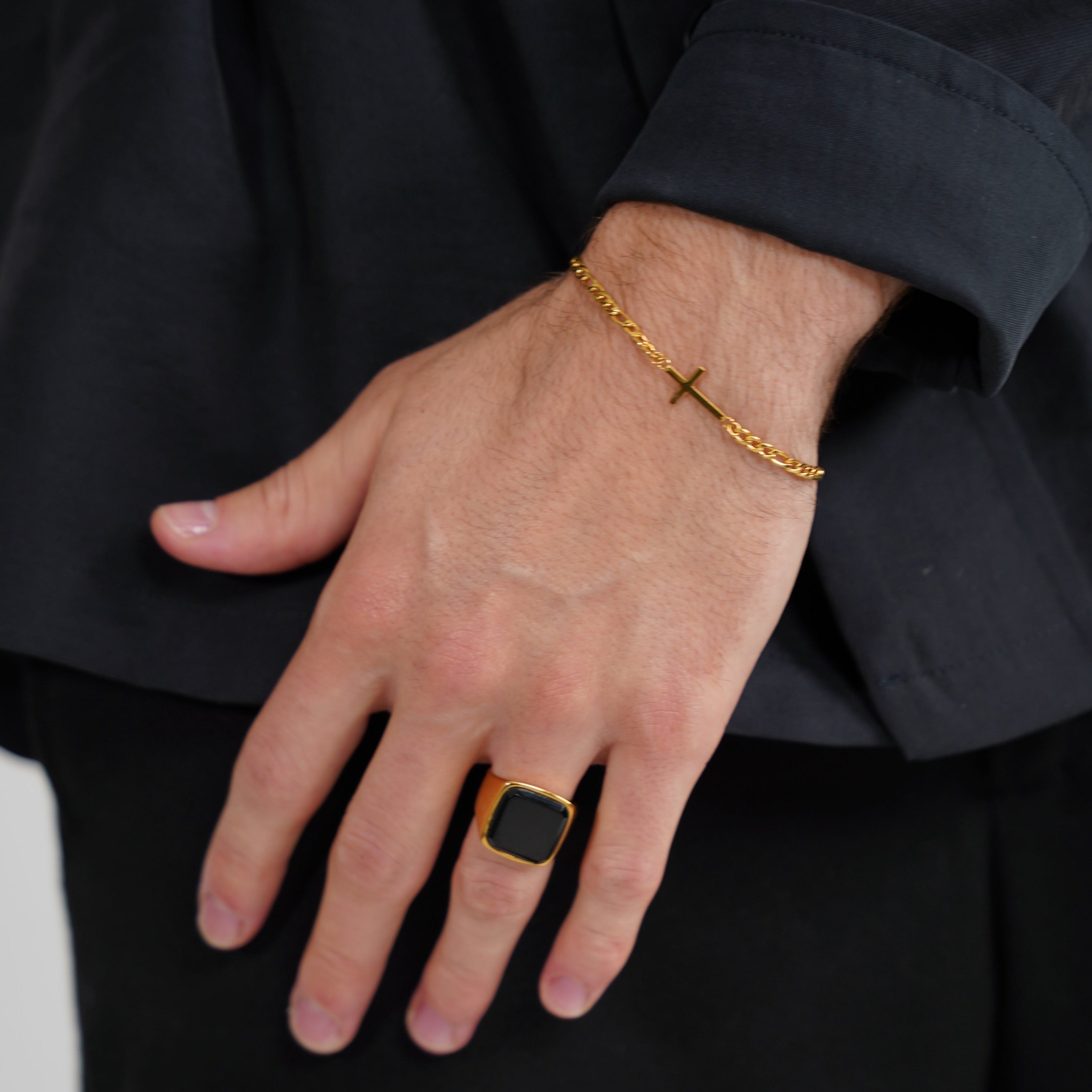 Antique Cross Armbånd - Guldbelagt