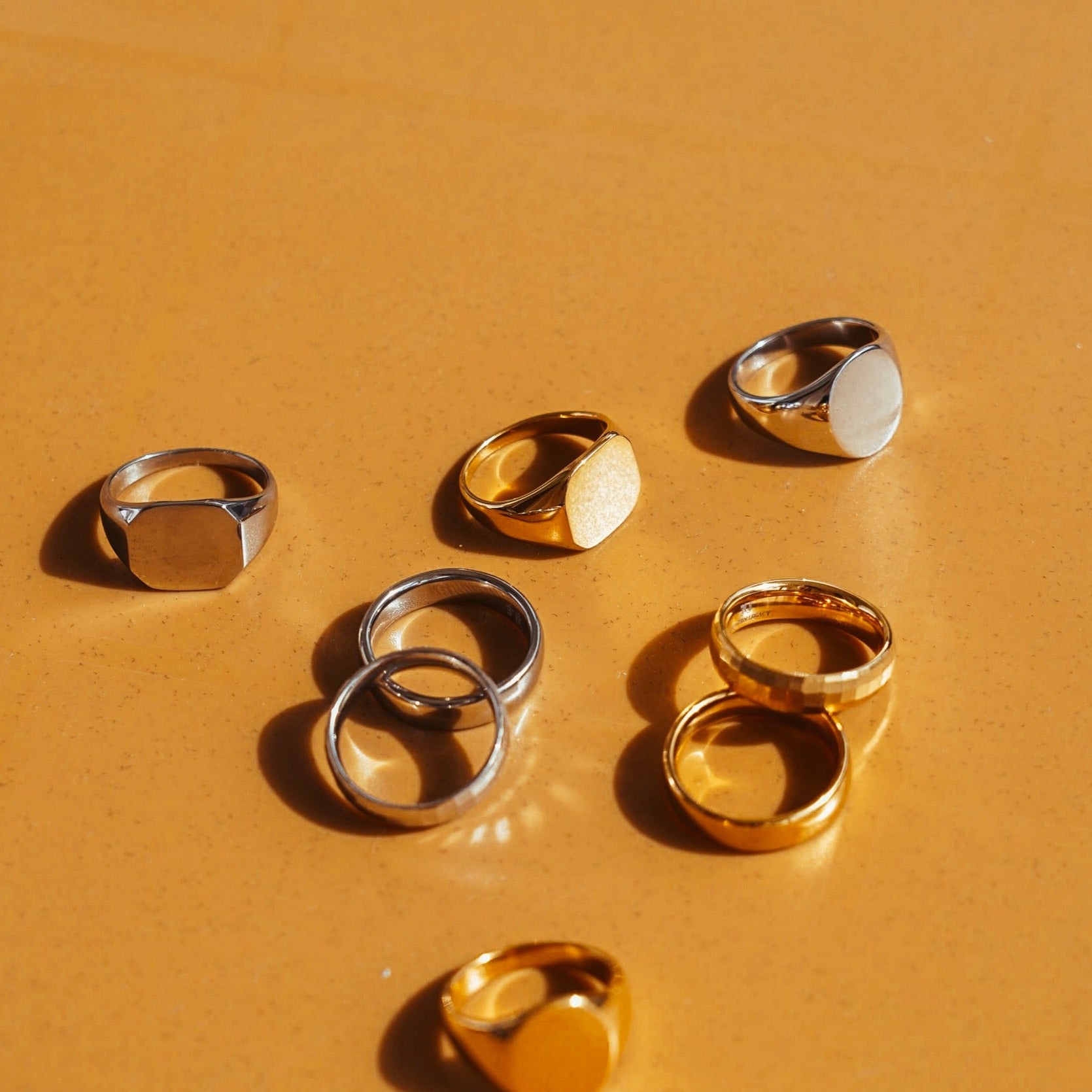 Classic Signature - Guldtonet ring