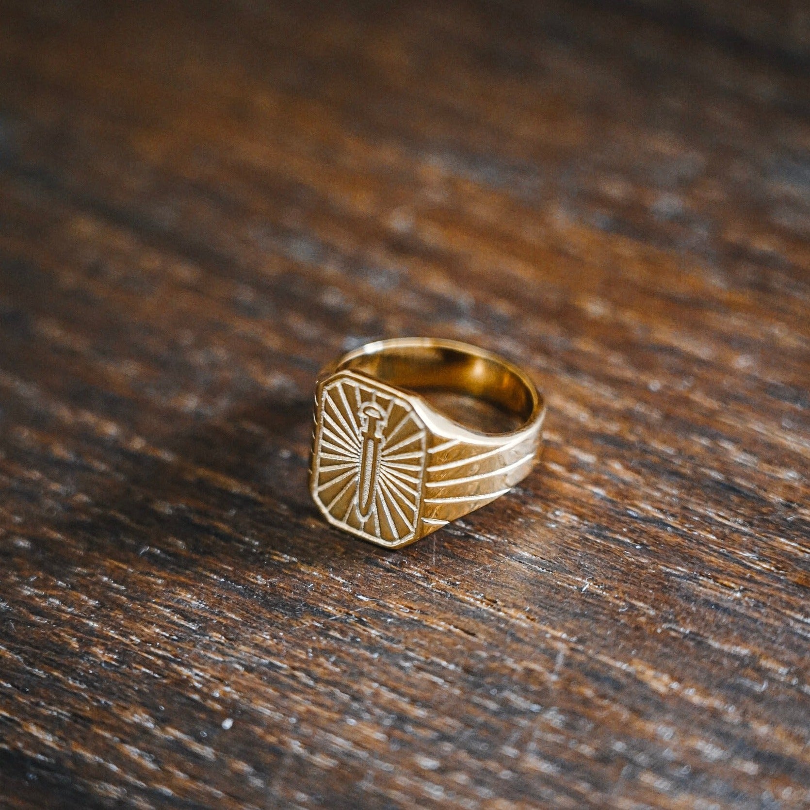 Gungnir Signature - Guldtonet ring