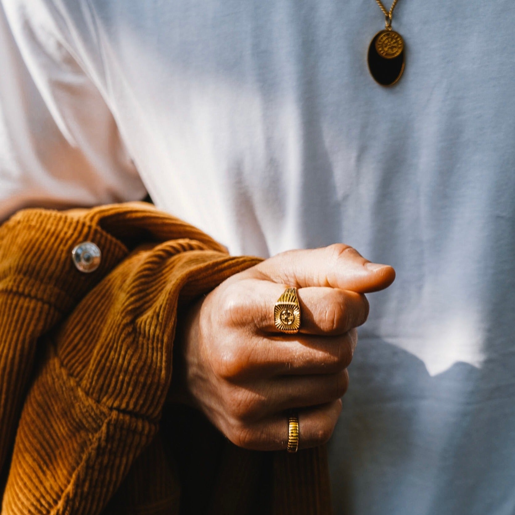 Knot Signature - Guldtonet ring