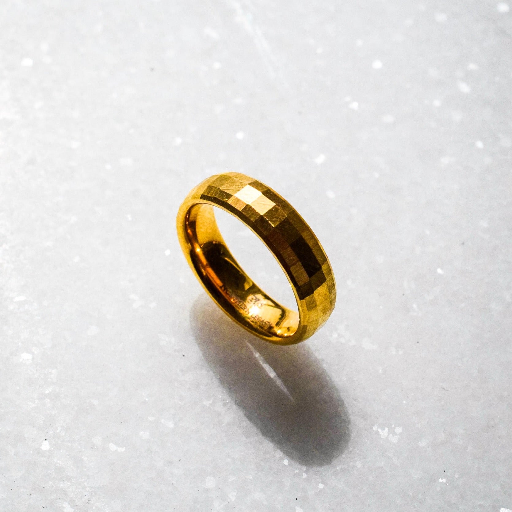 Siempre Cushion band - Guldtonet ring