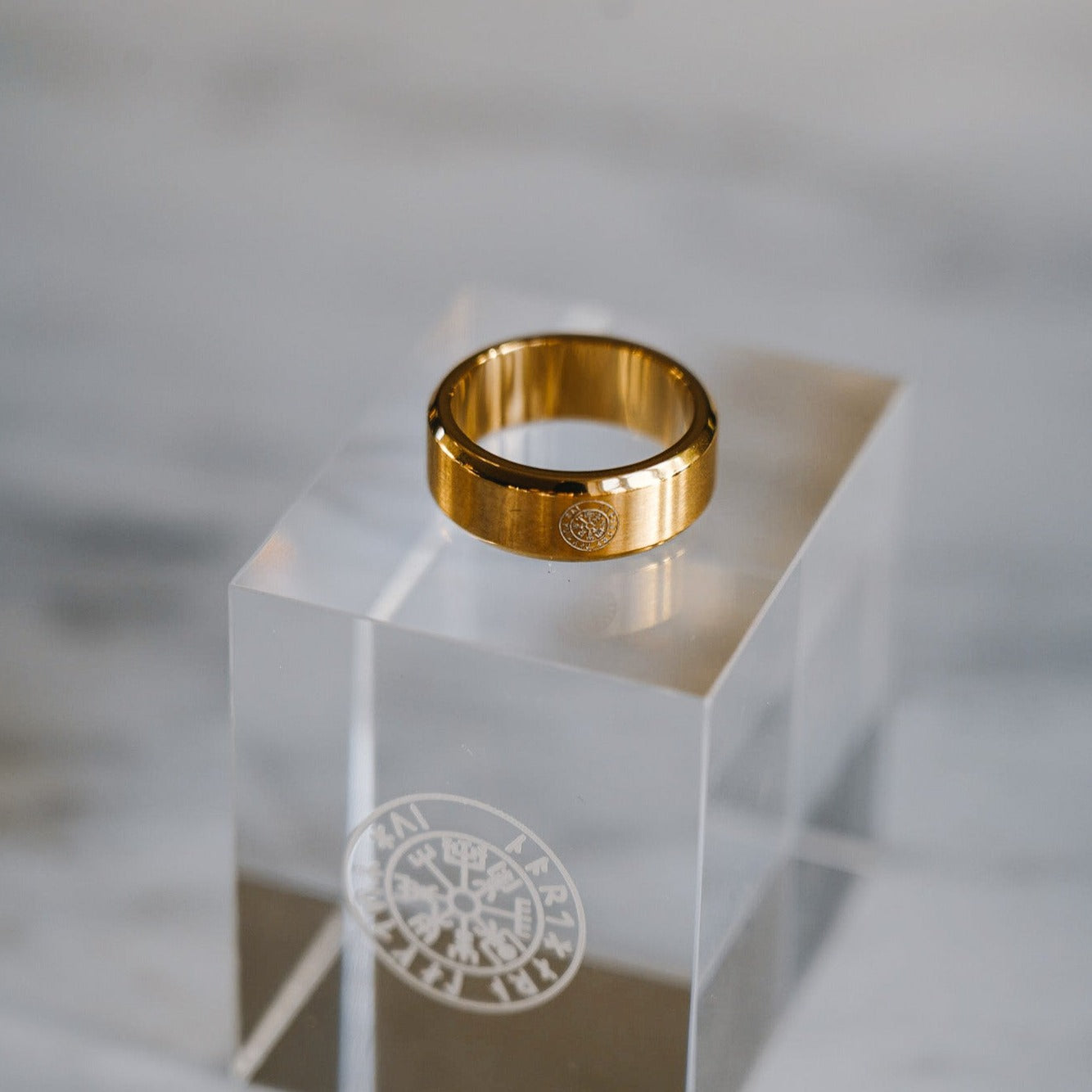Siempre Vegvisir band - Guldtonet ring