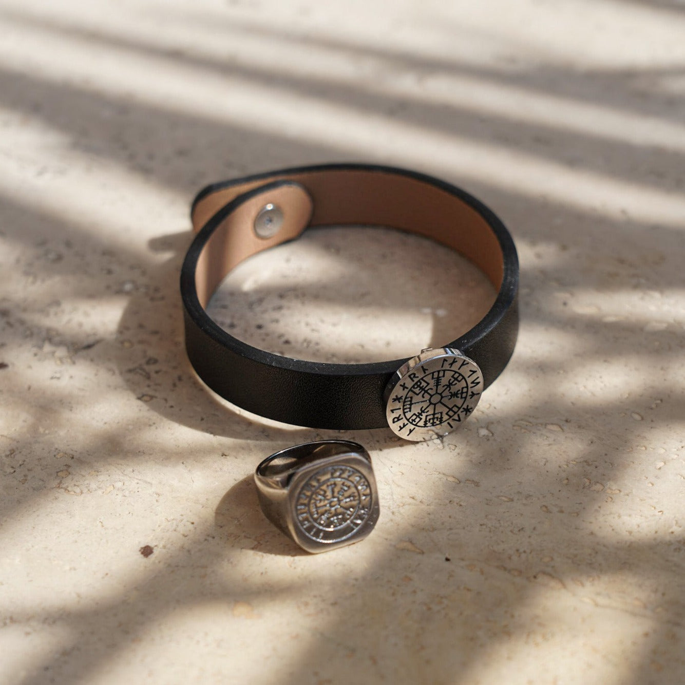 Vegvisir Oversize Signature - Sølvtonet ring