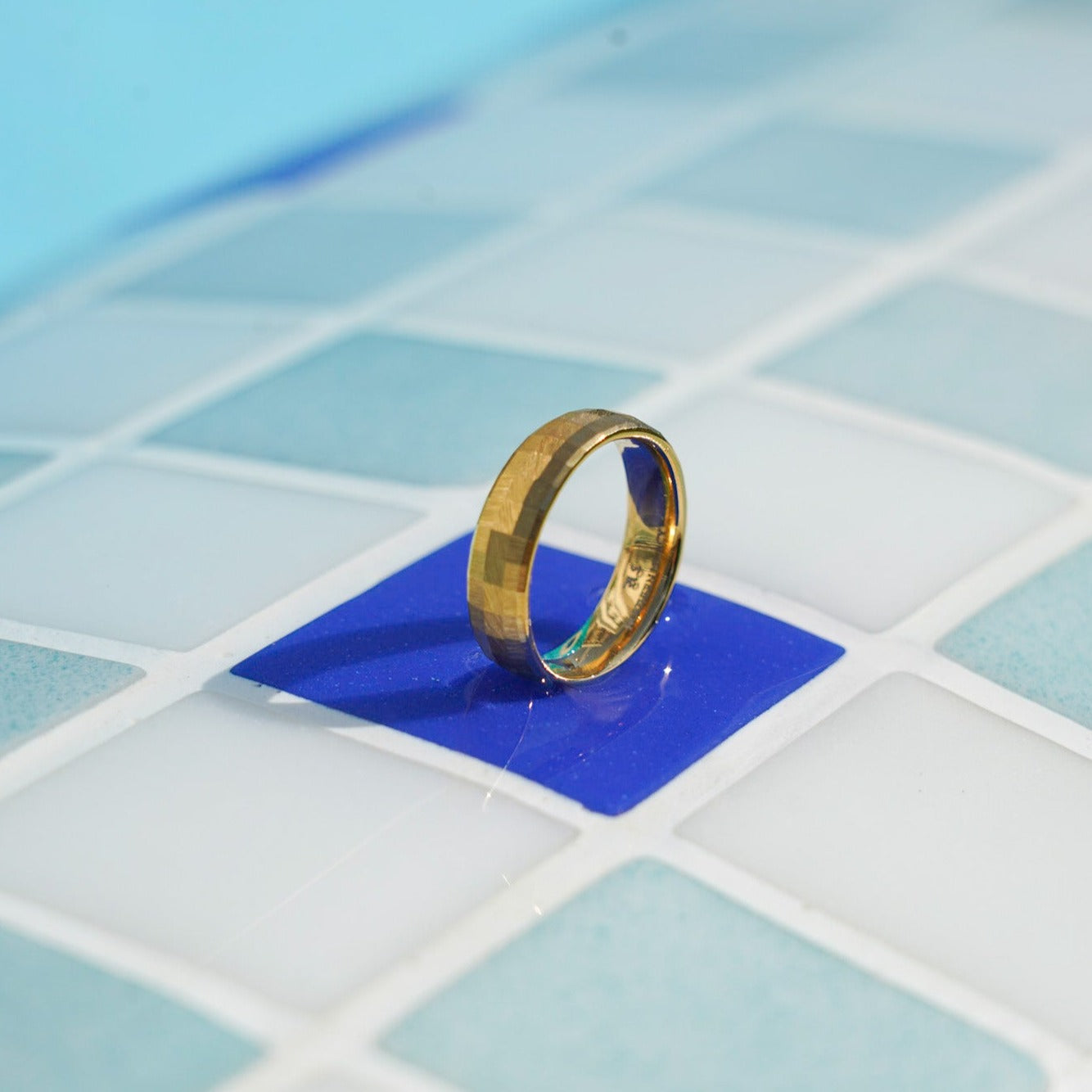 Siempre Cushion band - Guldtonet ring