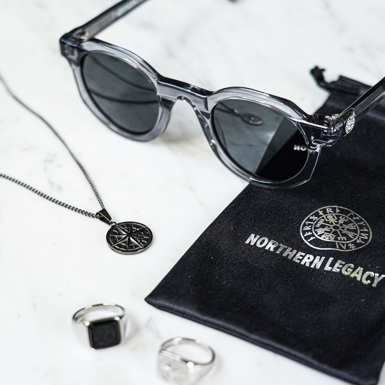 Signature solbriller - Transparent grey