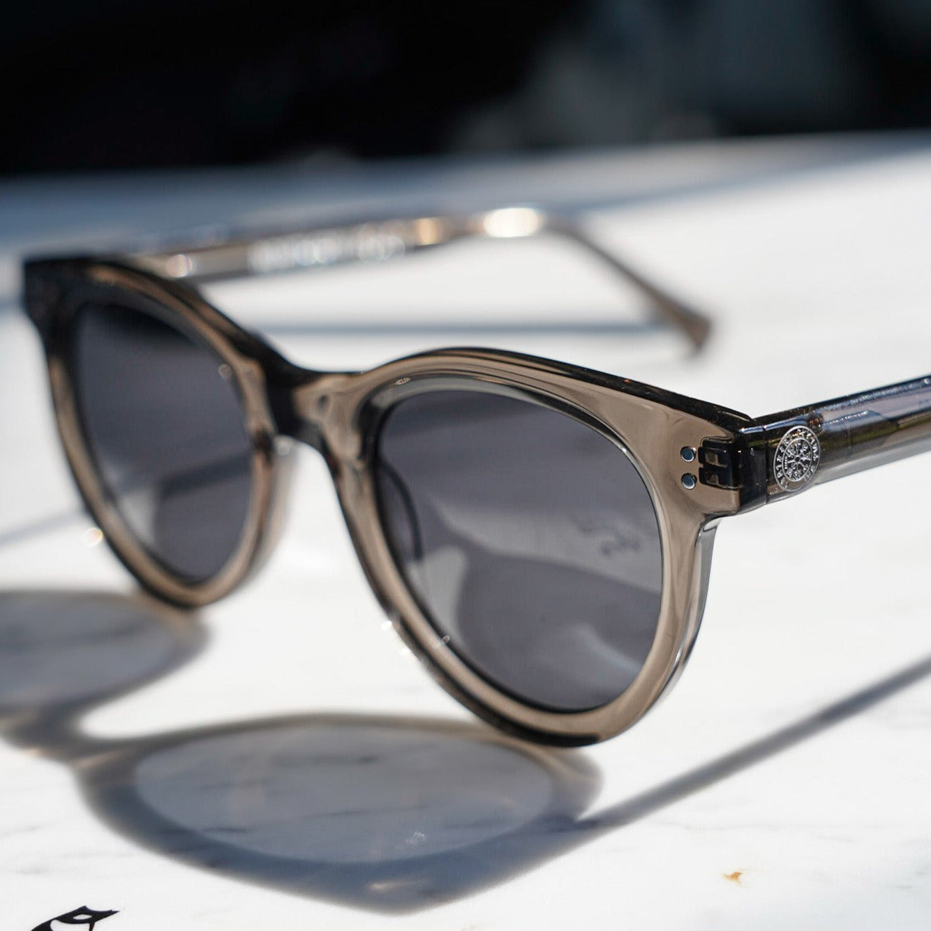 Classic solbriller - Transparent grey