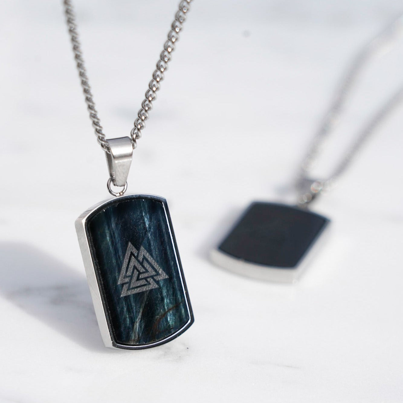 Valknut halskæde - Sølvtonet