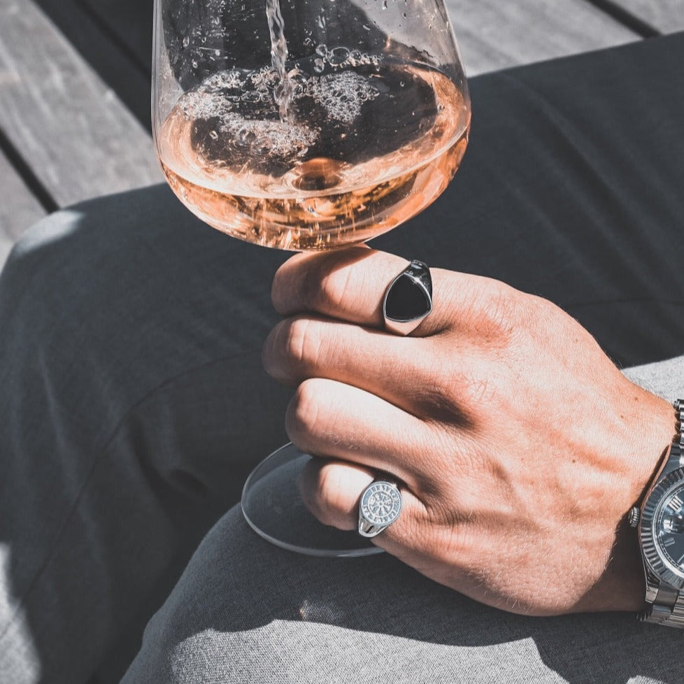 Black Onyx Polygon Signature - Sølvtonet ring