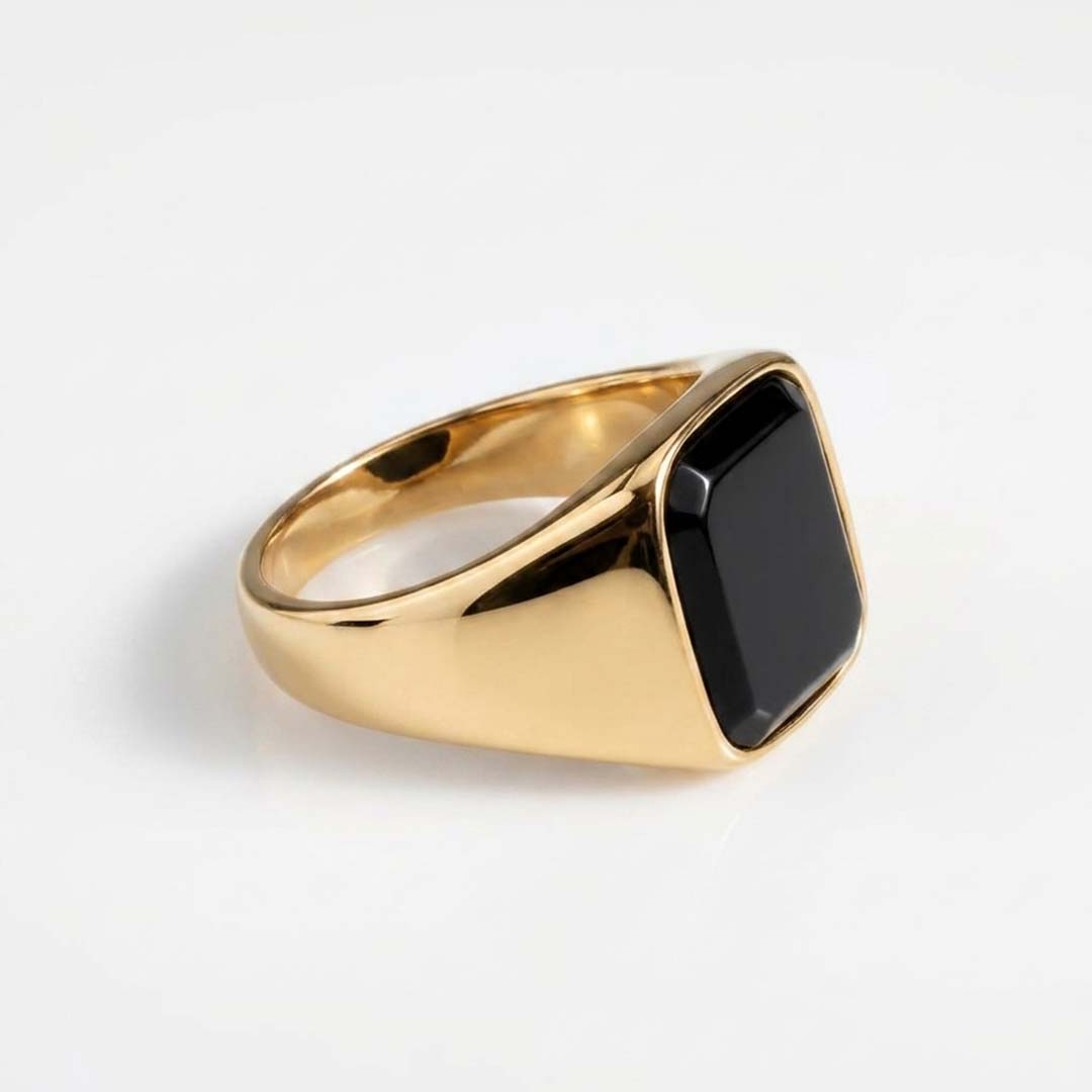 BLACK ONYX SIGNET RING (GULD)