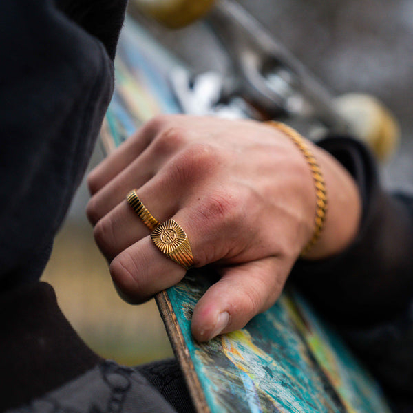 KNOT SIGNET RING (GULD)