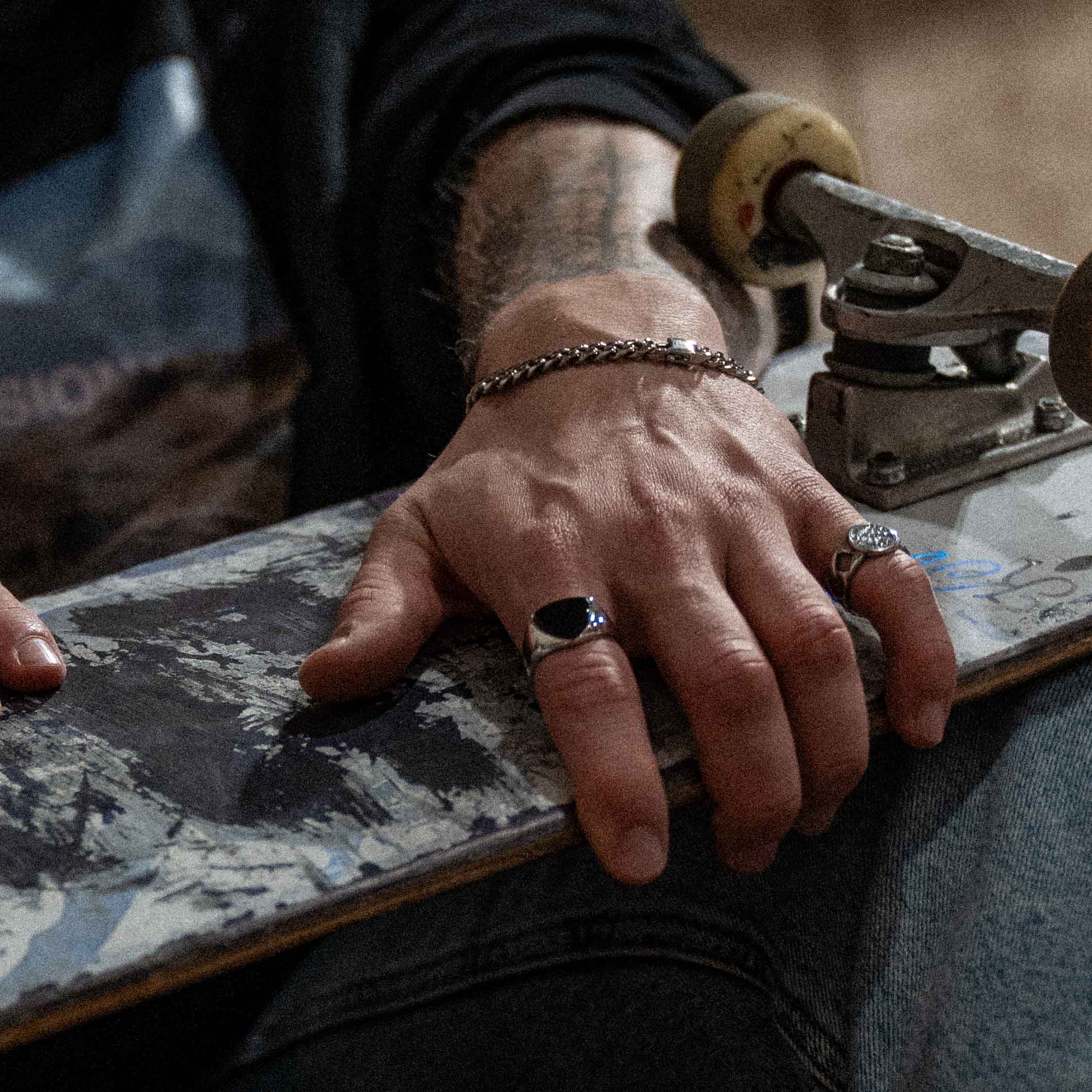 Black Onyx Polygon Signature - Sølvtonet ring