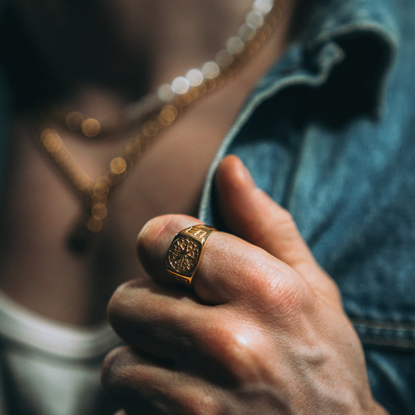 COMPASS SIGNET RING (GULD)
