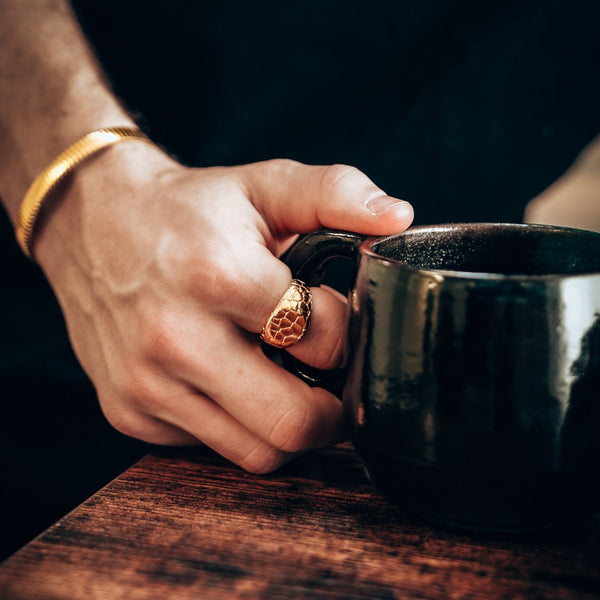 EARTHQUAKE SIGNATURE RING (GULD)