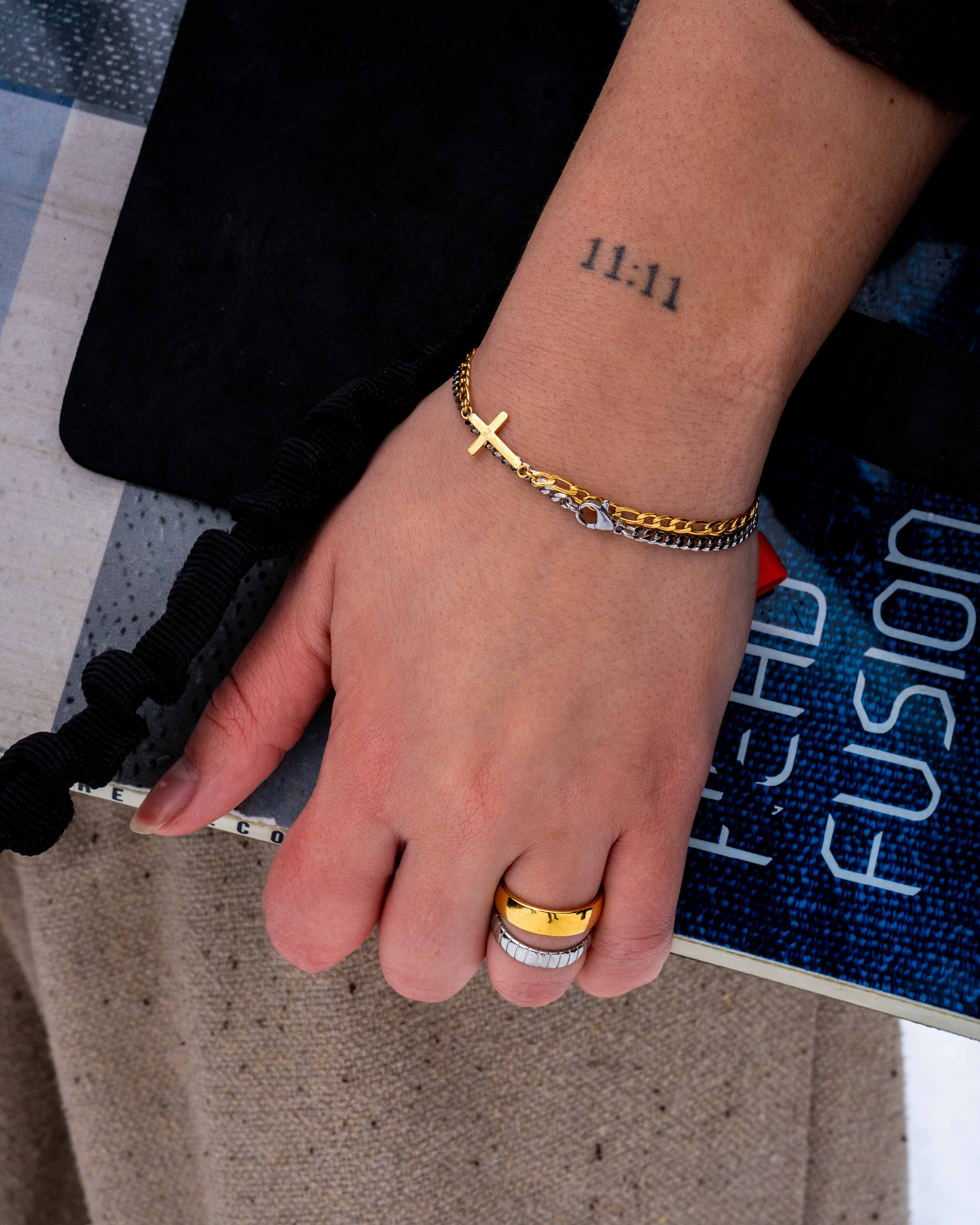 Antique Cross Armbånd - Guldtonet (Kvinde)