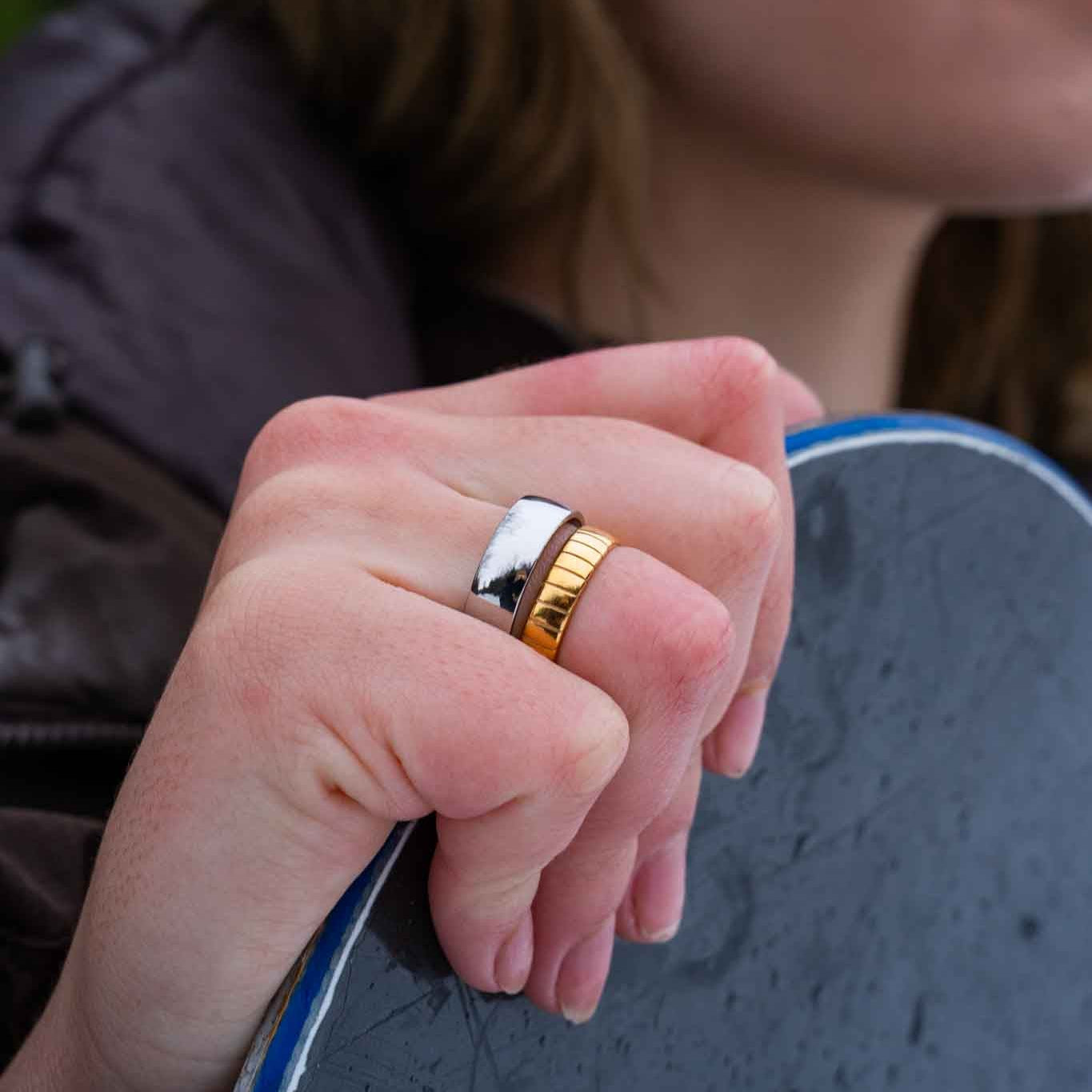 Siempre band, Sølvtonet ring