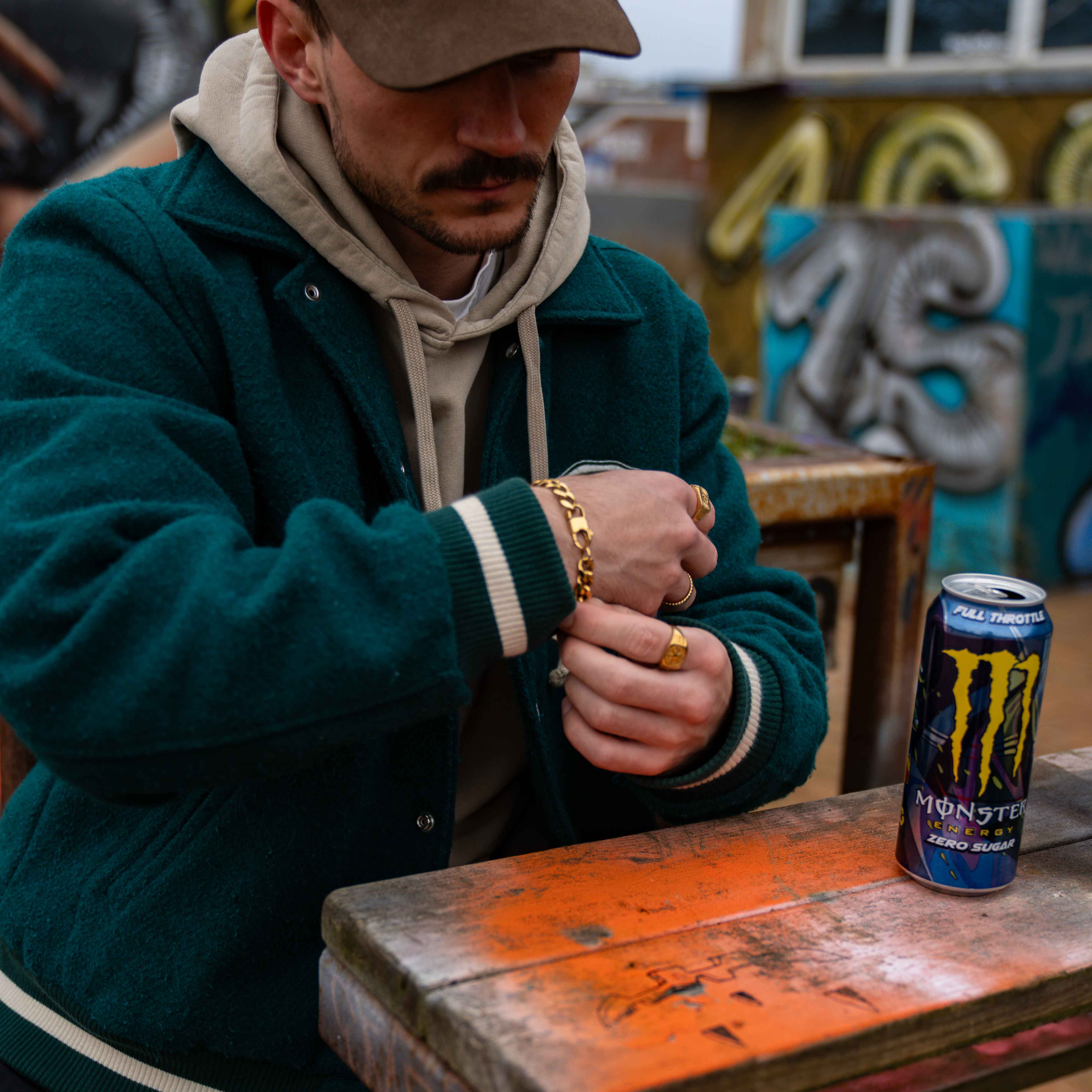 Sequence Oversize armbånd - Guldtonet