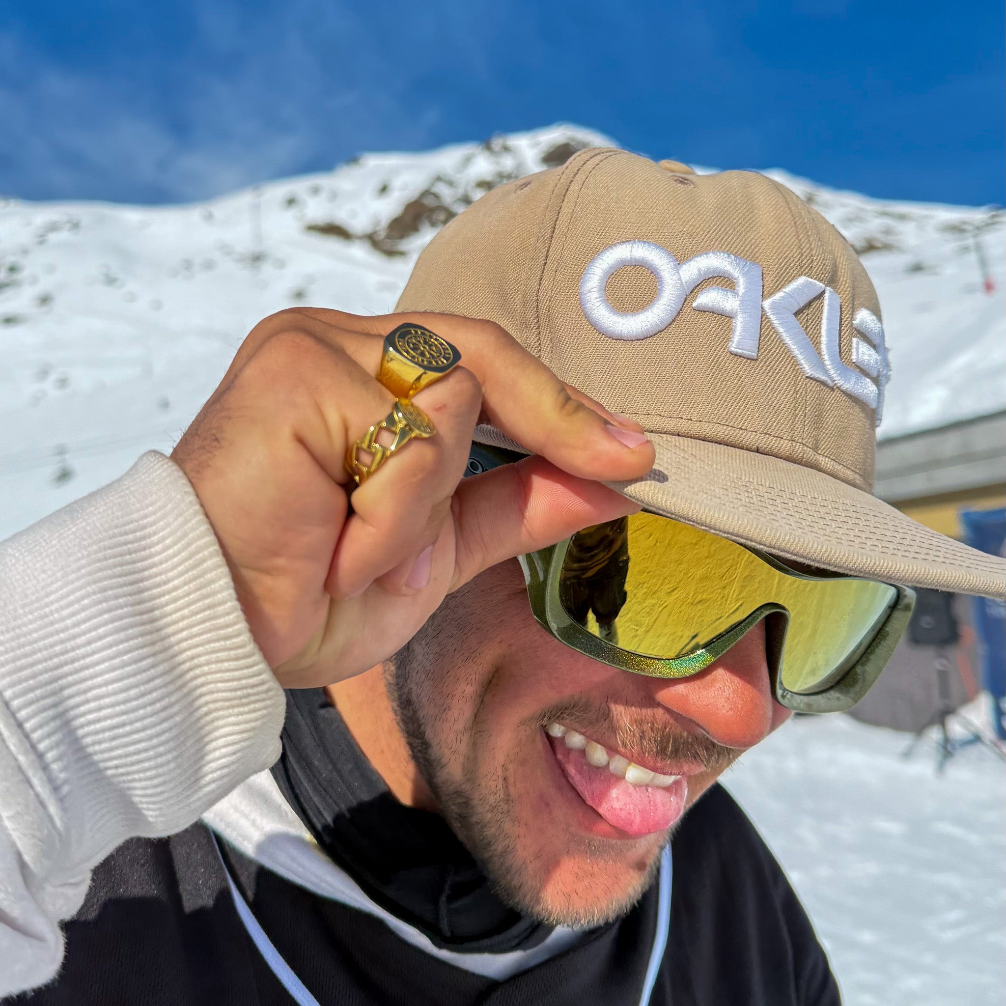 Vegvisir Chain Signature - Guldtonet ring