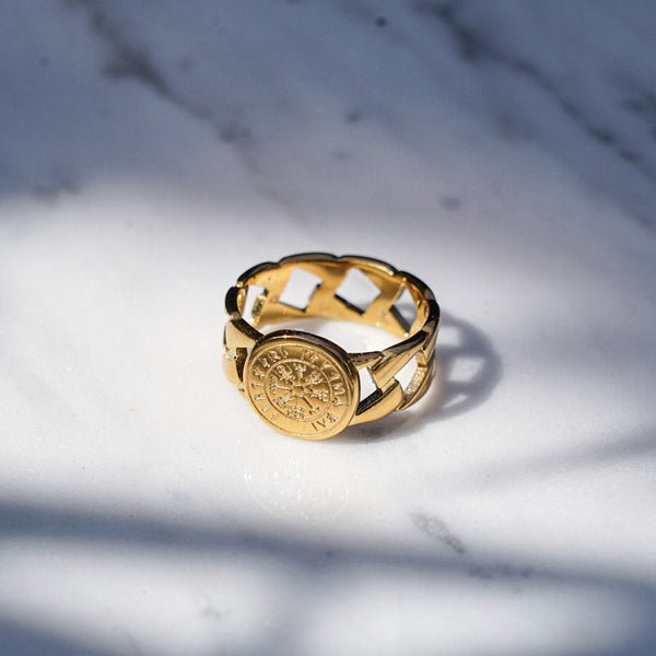 VEGVISIR CHAIN SIGNET RING (GULD)