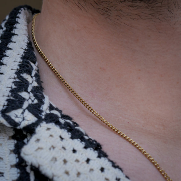VALKNUT PENDANT (GULD)