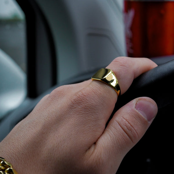 CLASSIC SIGNET RING (GULD)