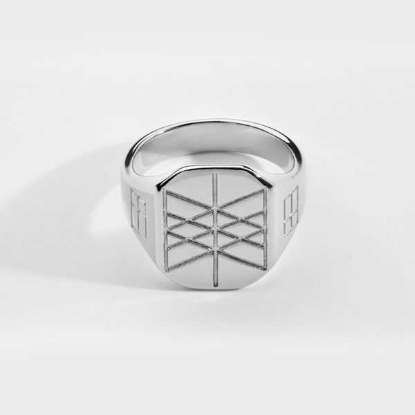WEB OF WYRD SIGNET RING (SØLV)